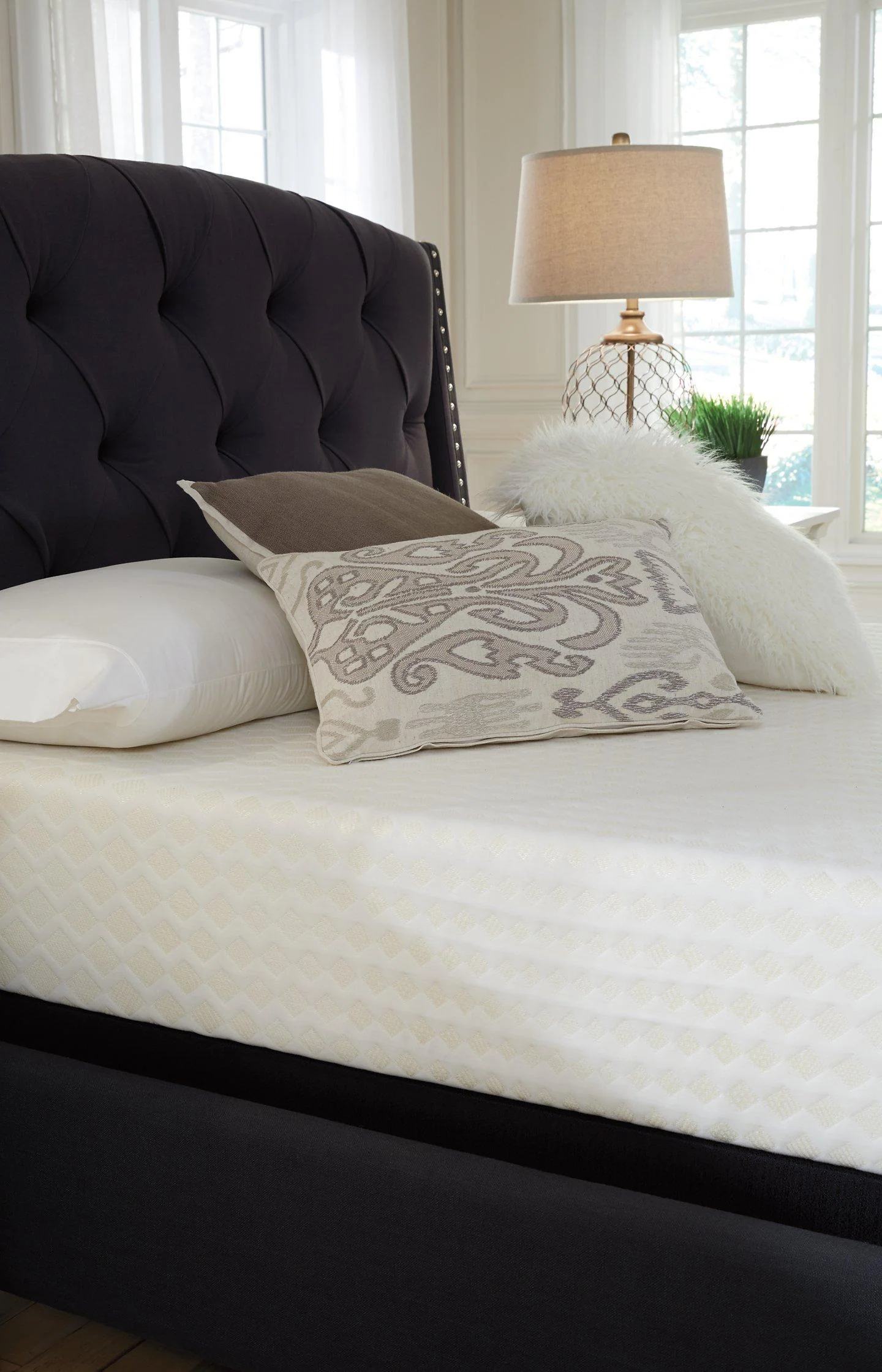 10 Inch Chime Memory Foam Mattress in a Box - Image 13