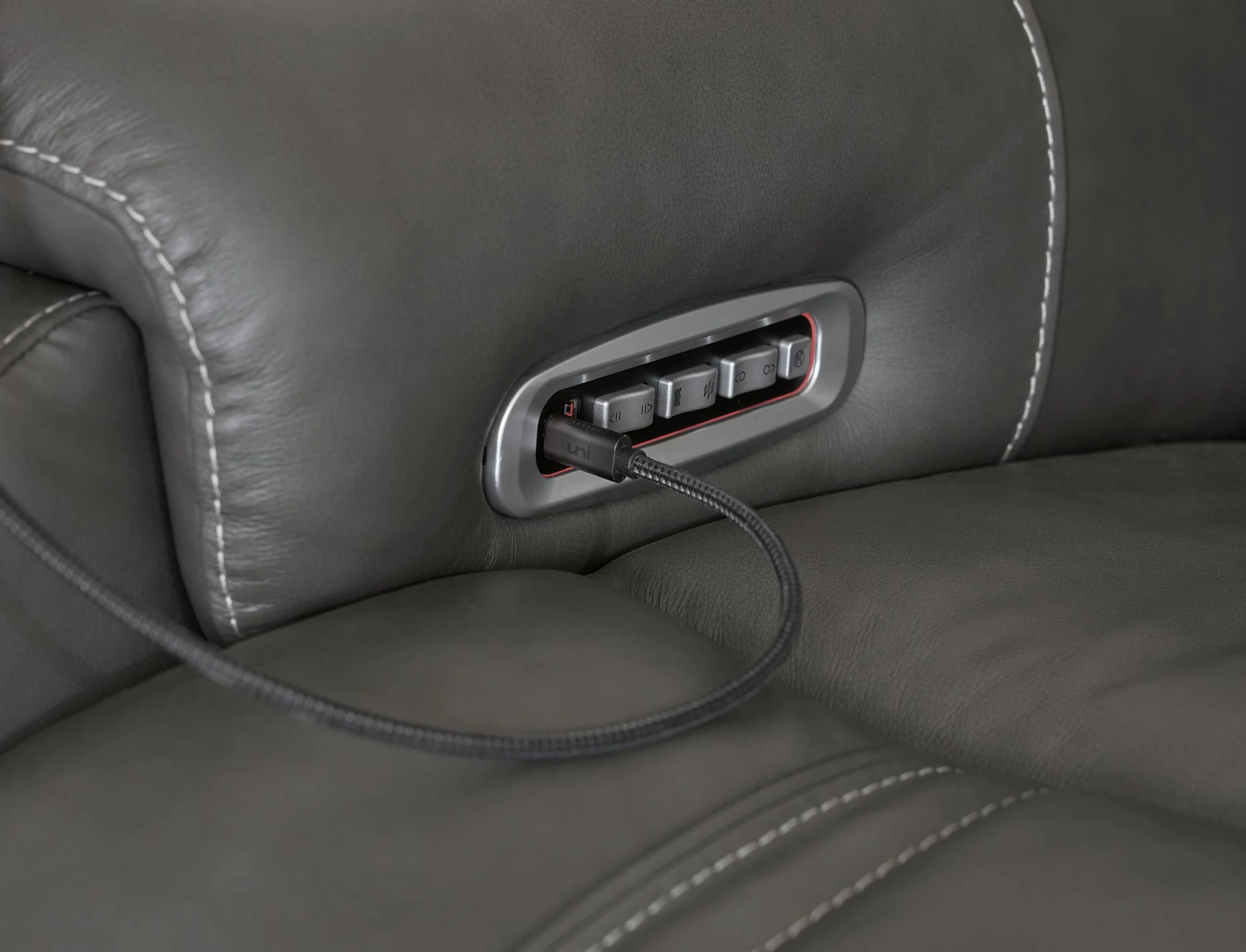 5Z - Pittson Power Reclining Sectional - Image 5