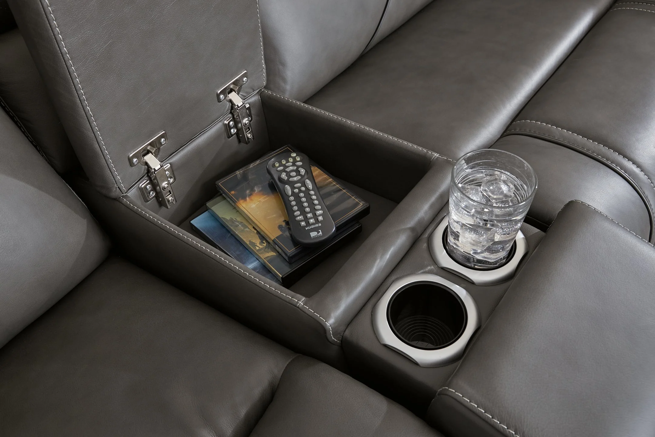 5Z - Pittson Power Reclining Sectional Loveseat with Console - Image 4