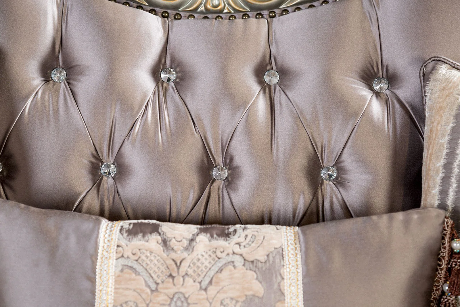 Albacete Sofa, Champagne/Purple - Image 5