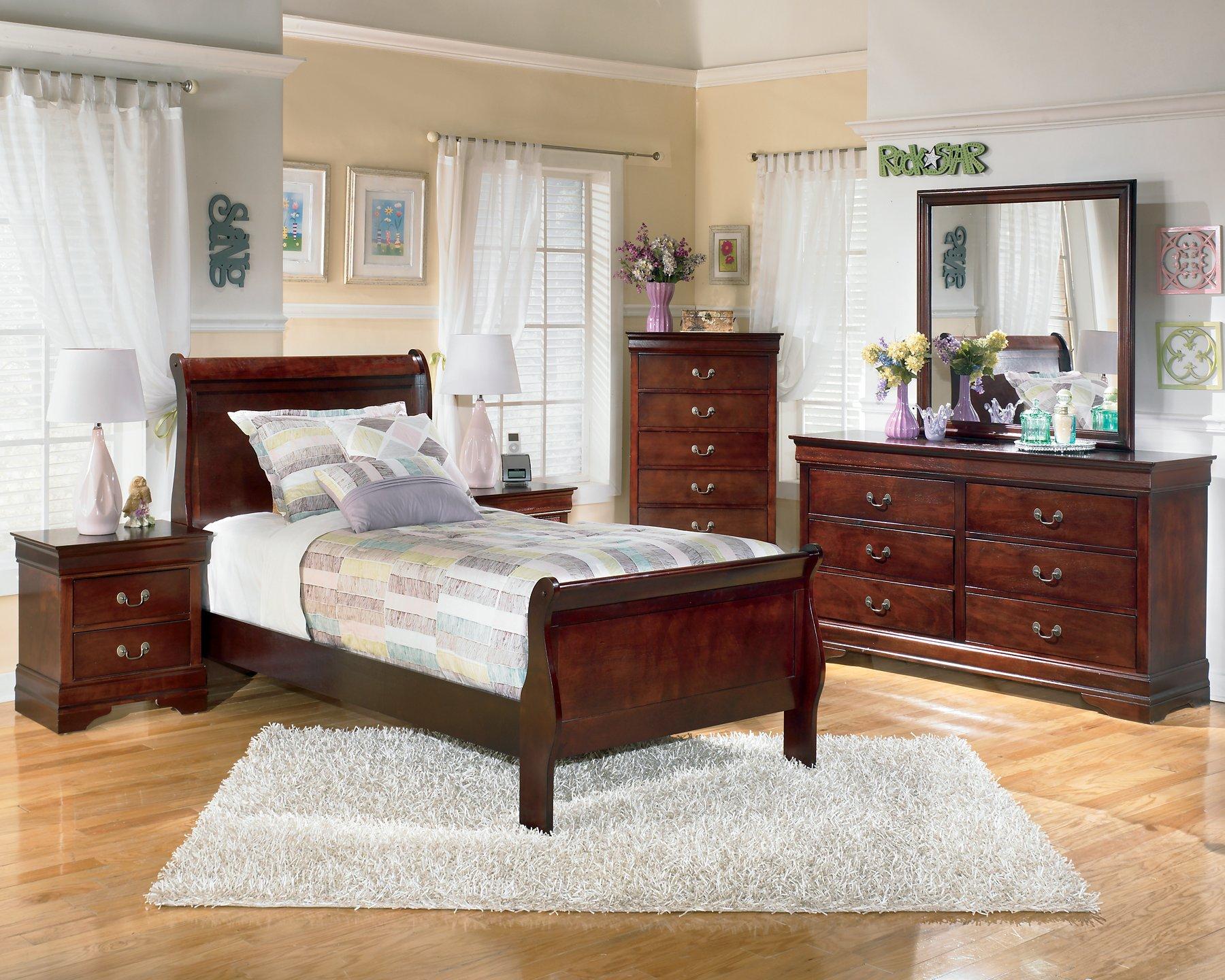Alisdair Bedroom Set - Image 11