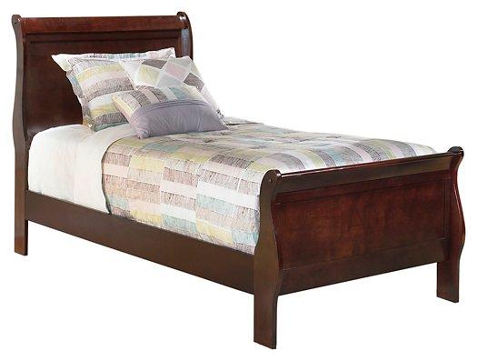Alisdair Bedroom Set - Image 12