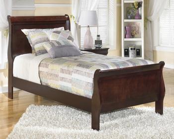 Alisdair Bedroom Set - Image 25