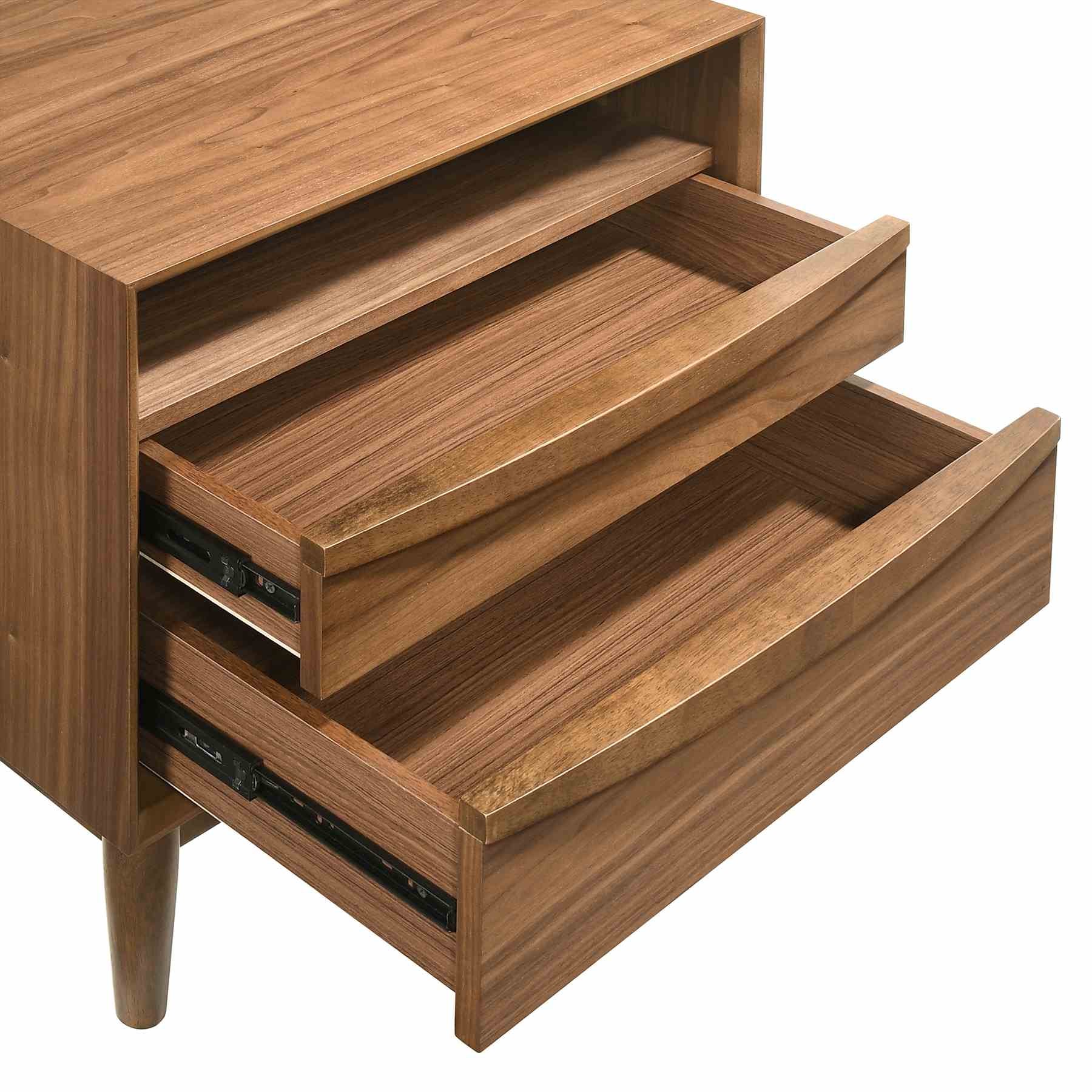 Artemio Queen 3 Piece Wood Bedroom Set in Walnut Finish - Image 8