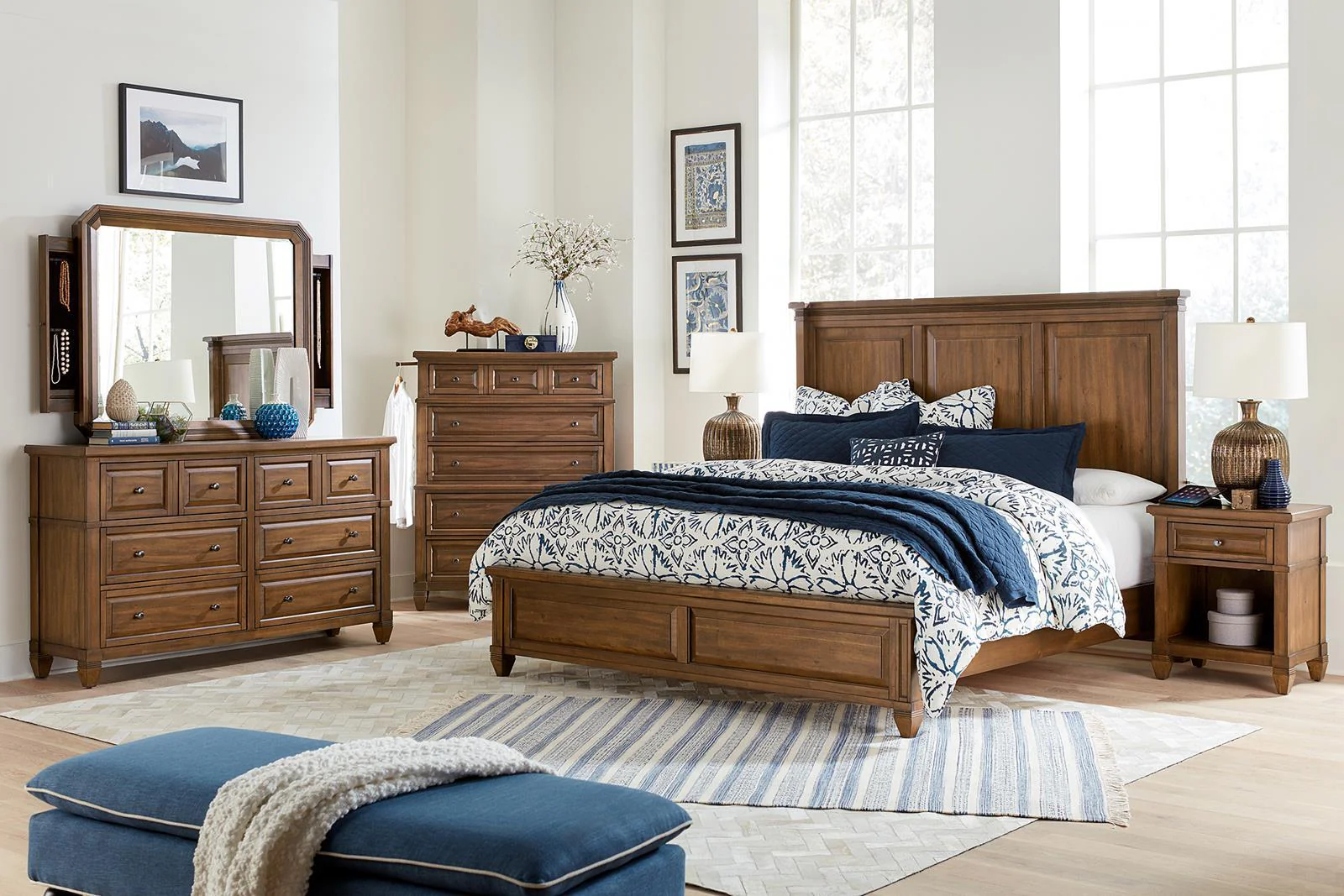 Aspenhome Furniture Thornton 5 Drawer Chest in Sienna - Image 4