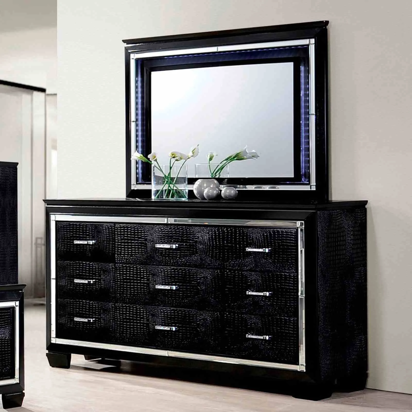 Bellanova Dresser, Black