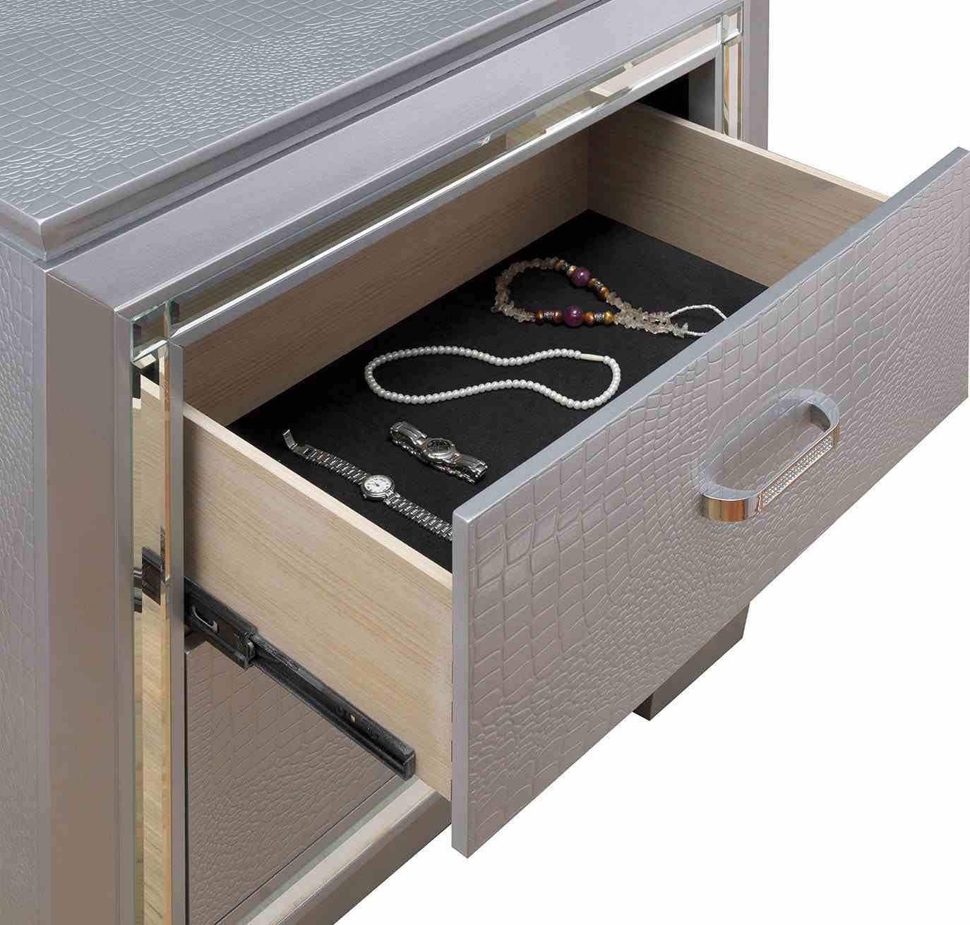 Bellanova Queen Bed, Silver - Image 4