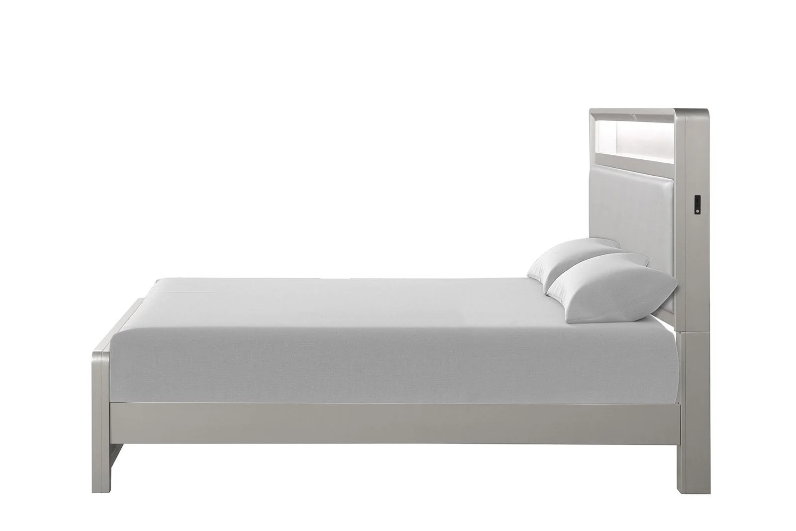Bryne 5 Pc. E.King Bedroom Set w/ Chest - Image 4