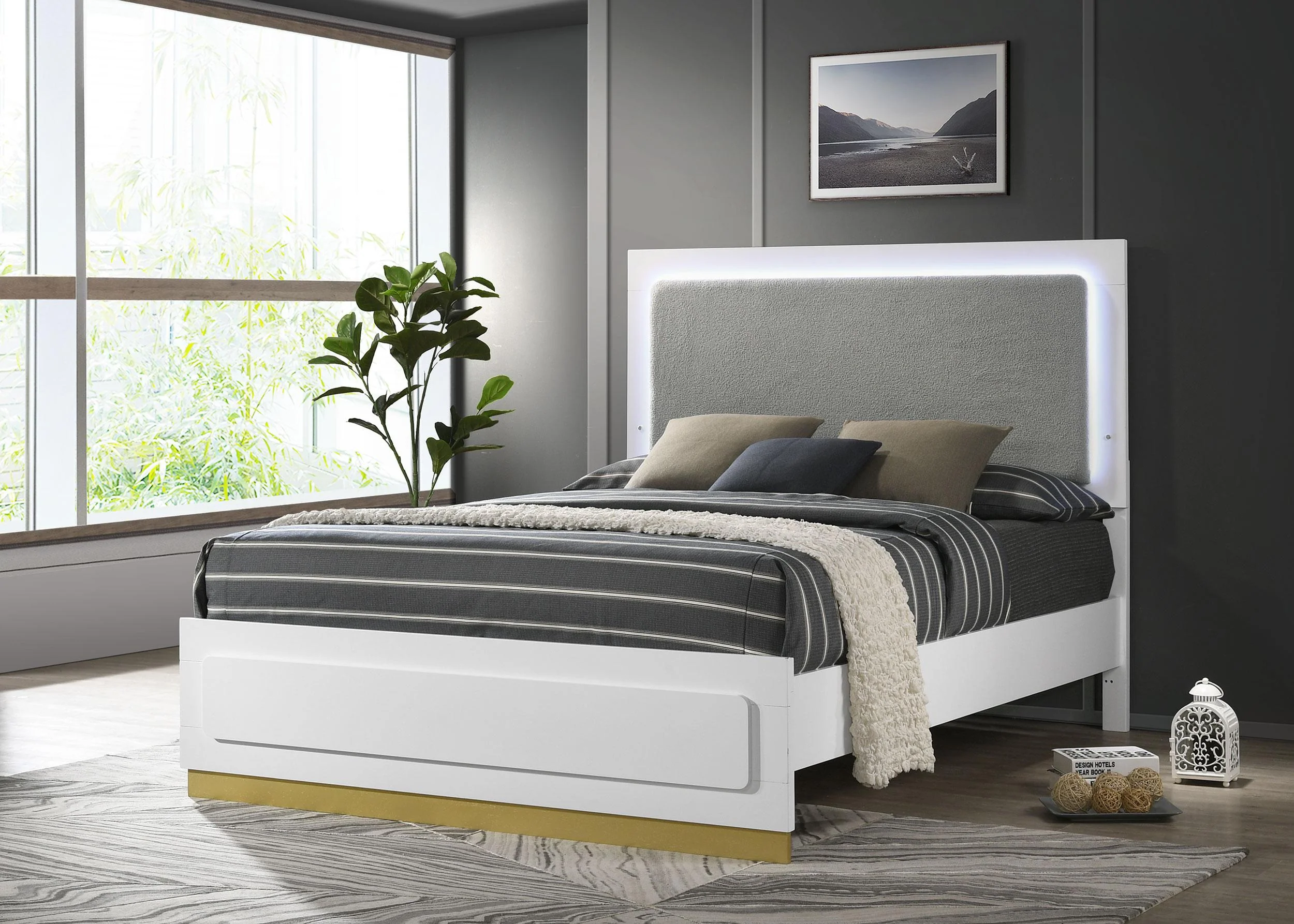 Caraway Panel Bed with LED Lighting - Image 12