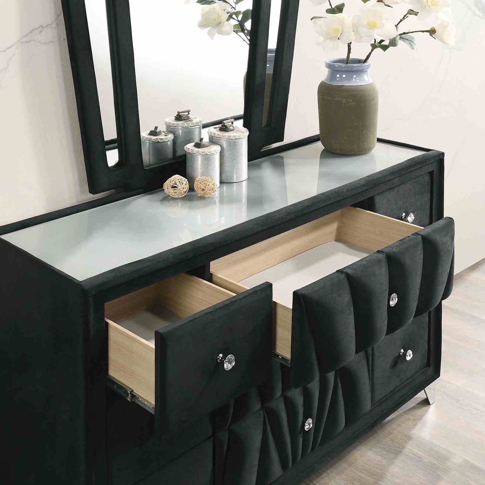 Carissa 4 Pc. Queen Bedroom Set - Image 5