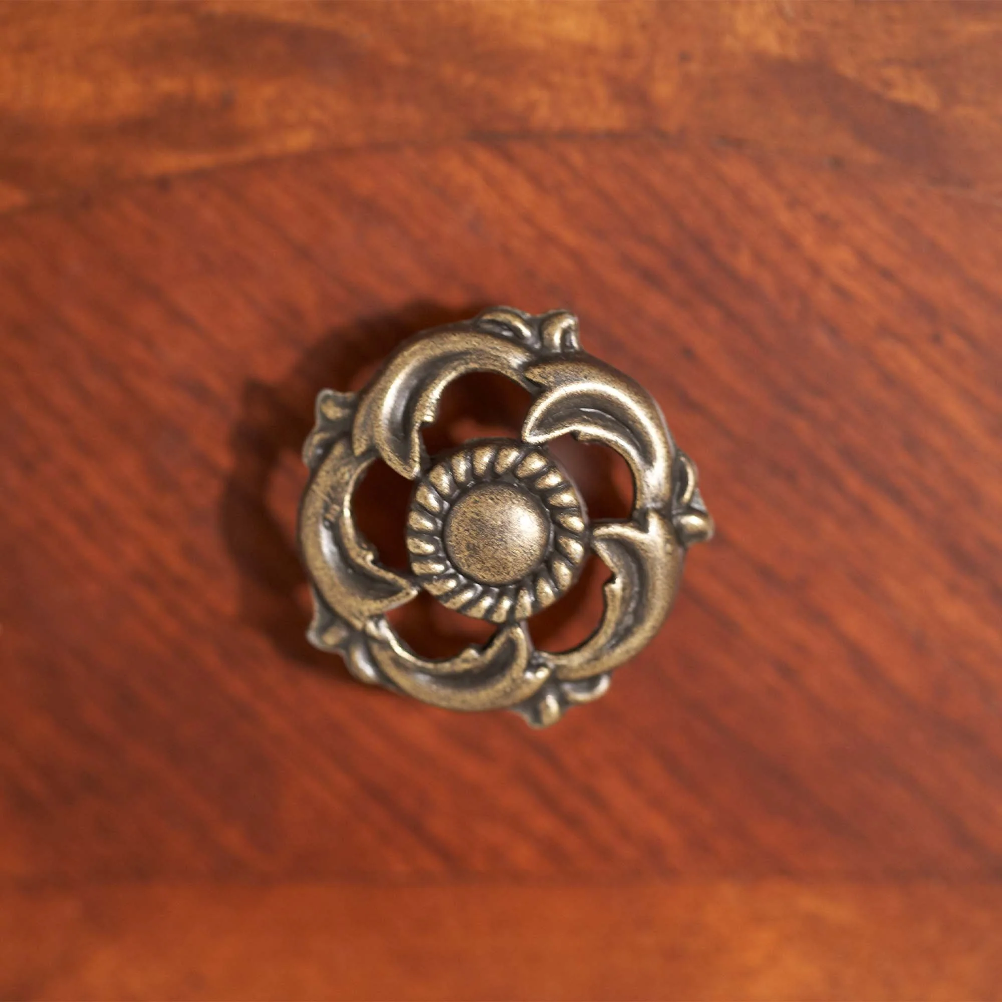 Cortina 6-Drawer Chest - Honey Walnut - Image 8