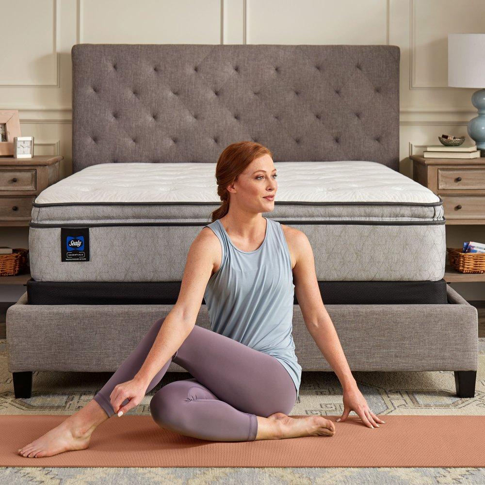 Deaton II Innerspring Mattress - Image 7