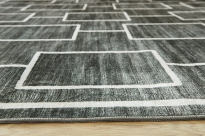 Elderland Washable 5' x 7' Area Rug - Image 5