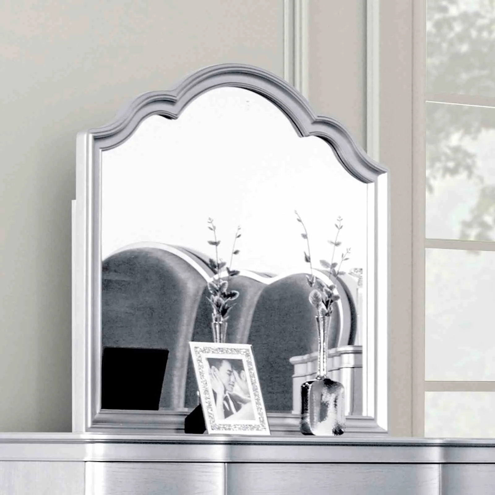 Eleanora Mirror, Silver