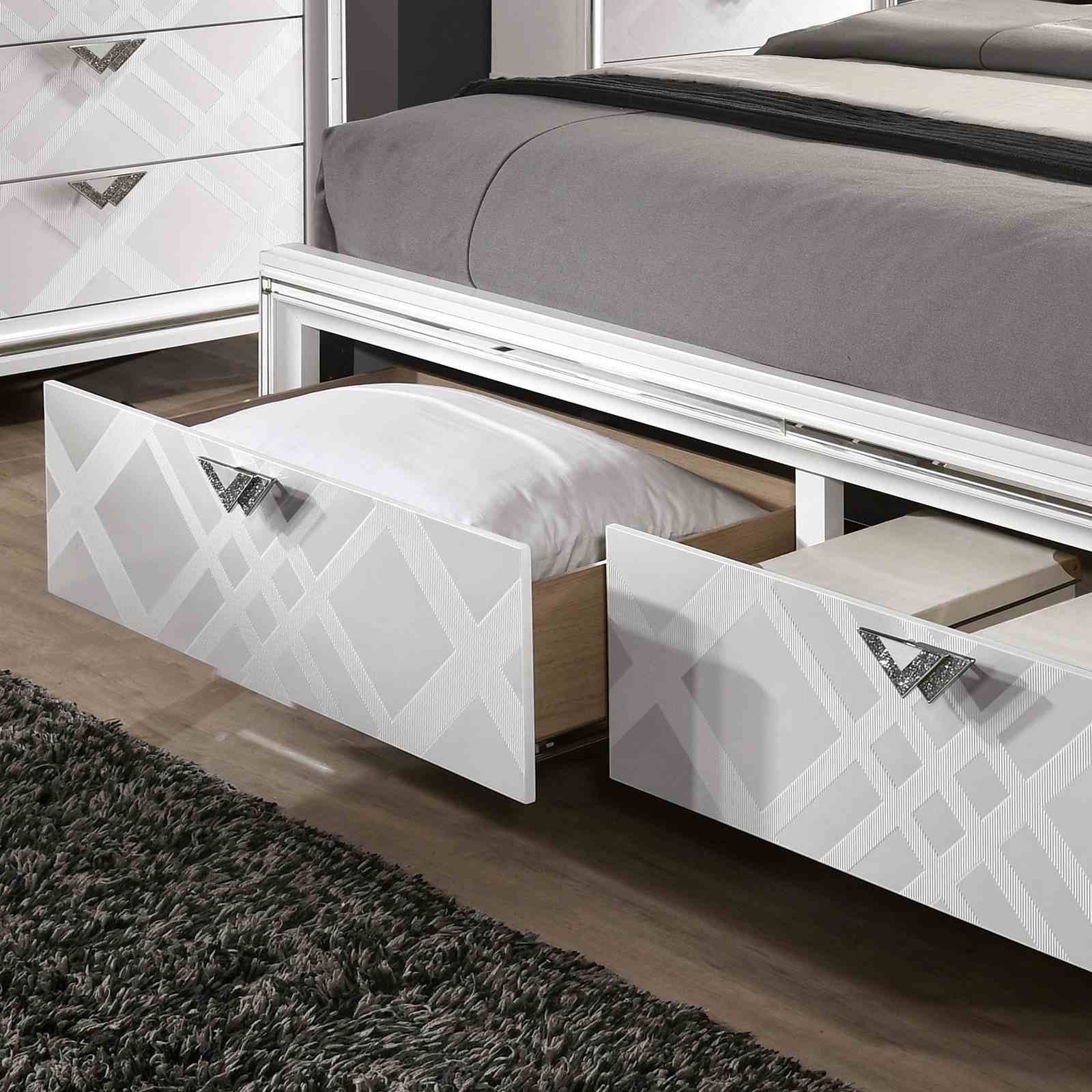Emmeline Queen Bed, White - Image 2