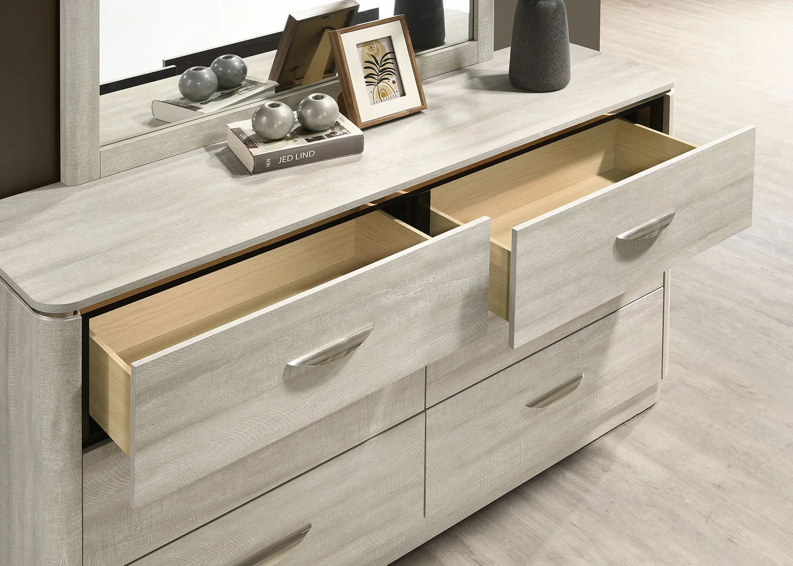 Farsund Dresser - Image 2