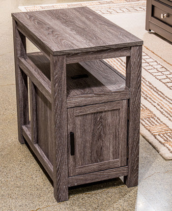 Fendenmore Chairside End Table - Image 3