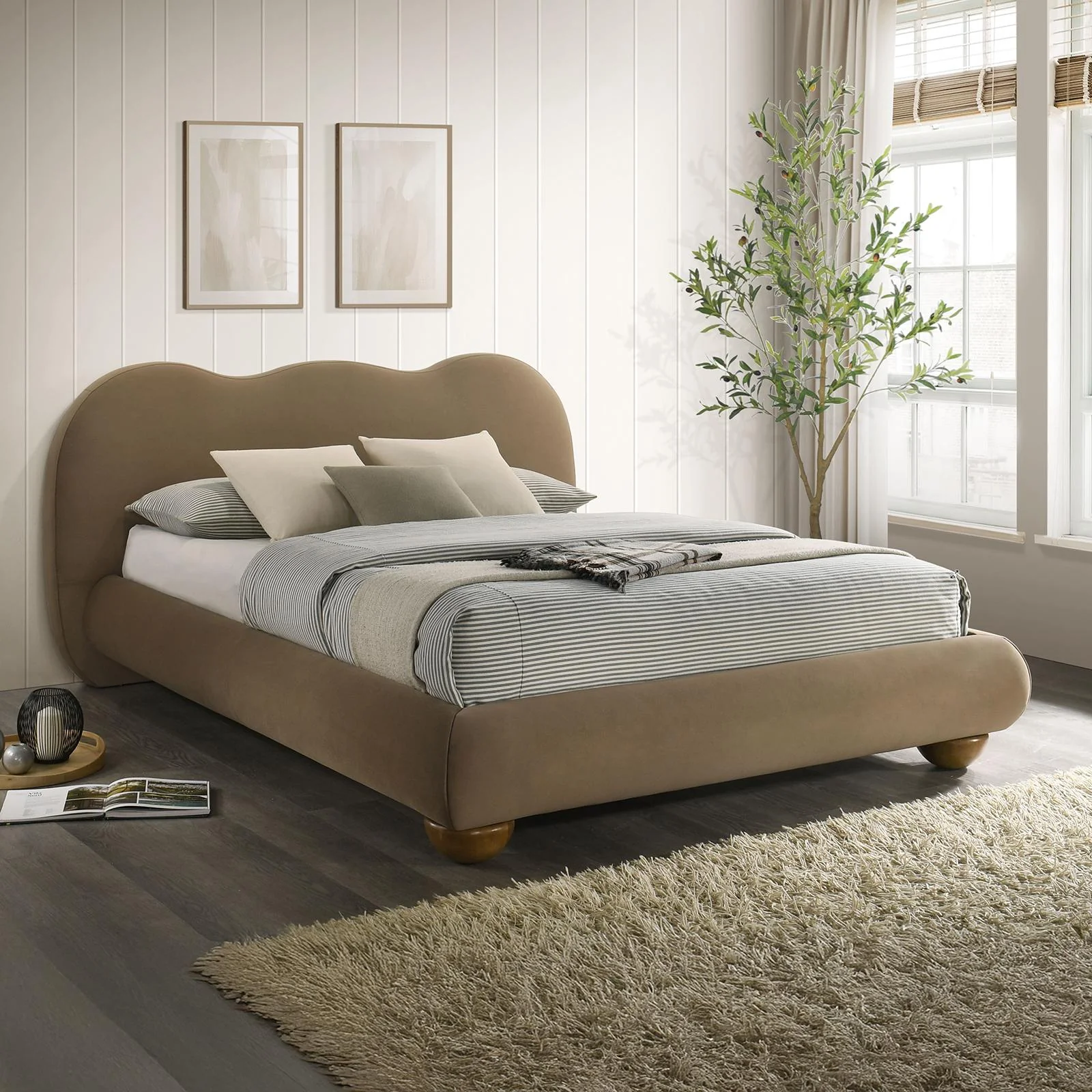 Finamore E.King Bed, Brown Velvet
