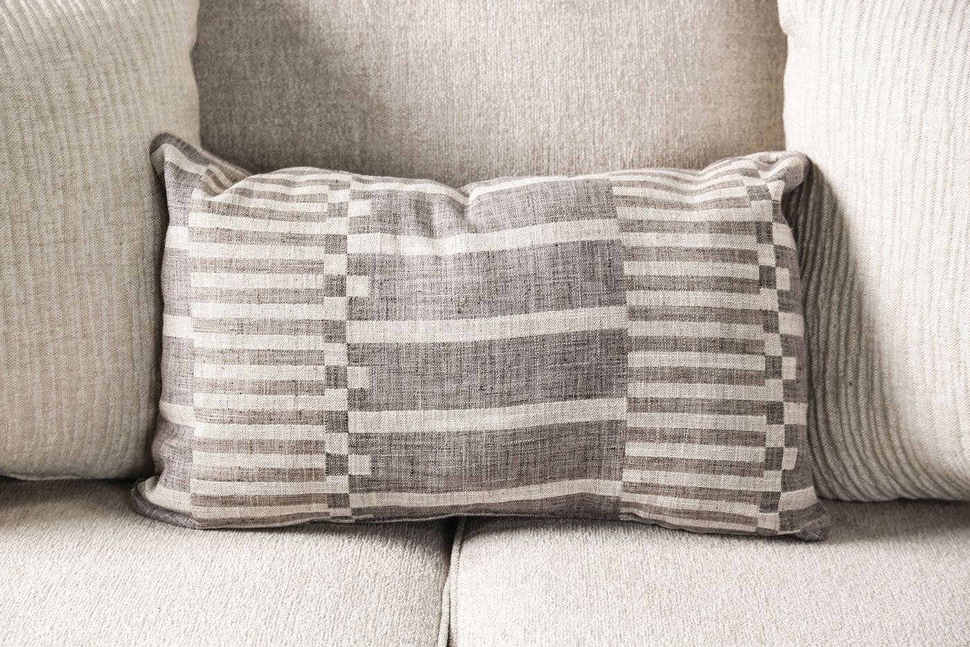 Gervais Oversized Sofa - Image 7