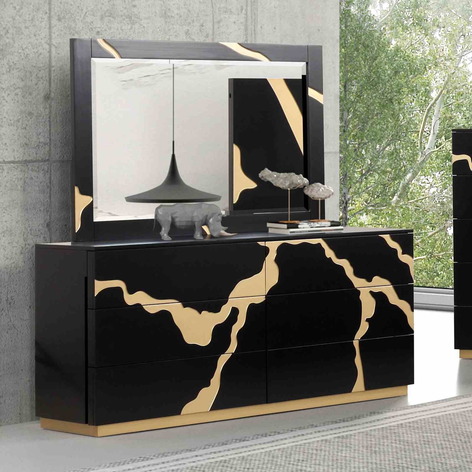 Goldsberg Dresser, Black/Gold