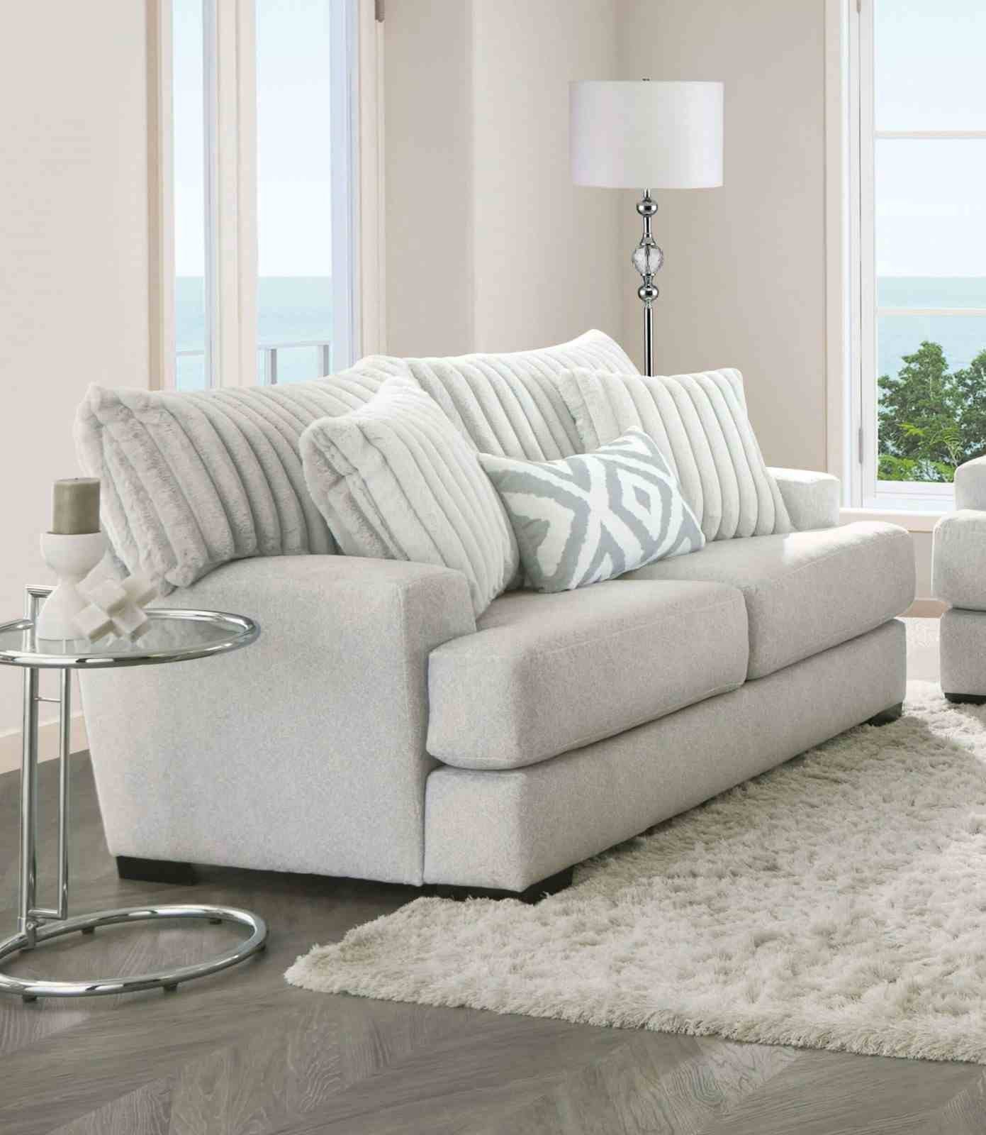 Hermilly Loveseat