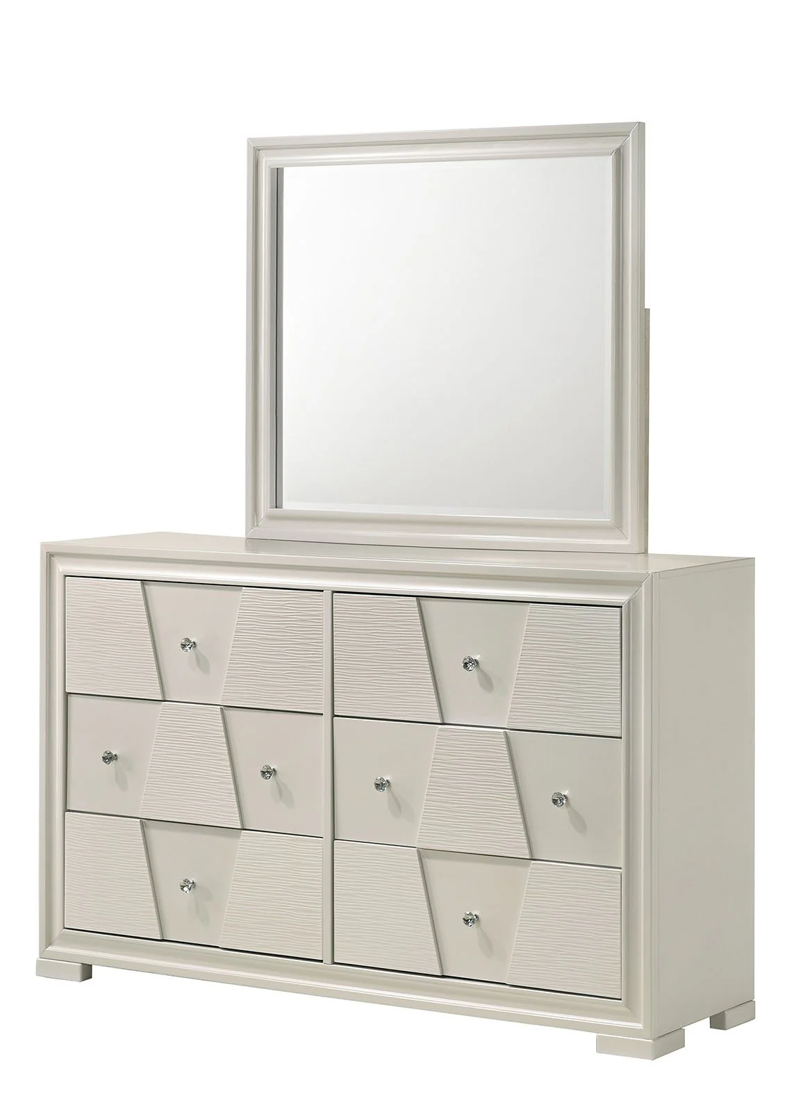 Holsted 4 Pc. Queen Bedroom Set - Image 3