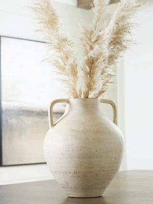 Justy Vase - Image 8