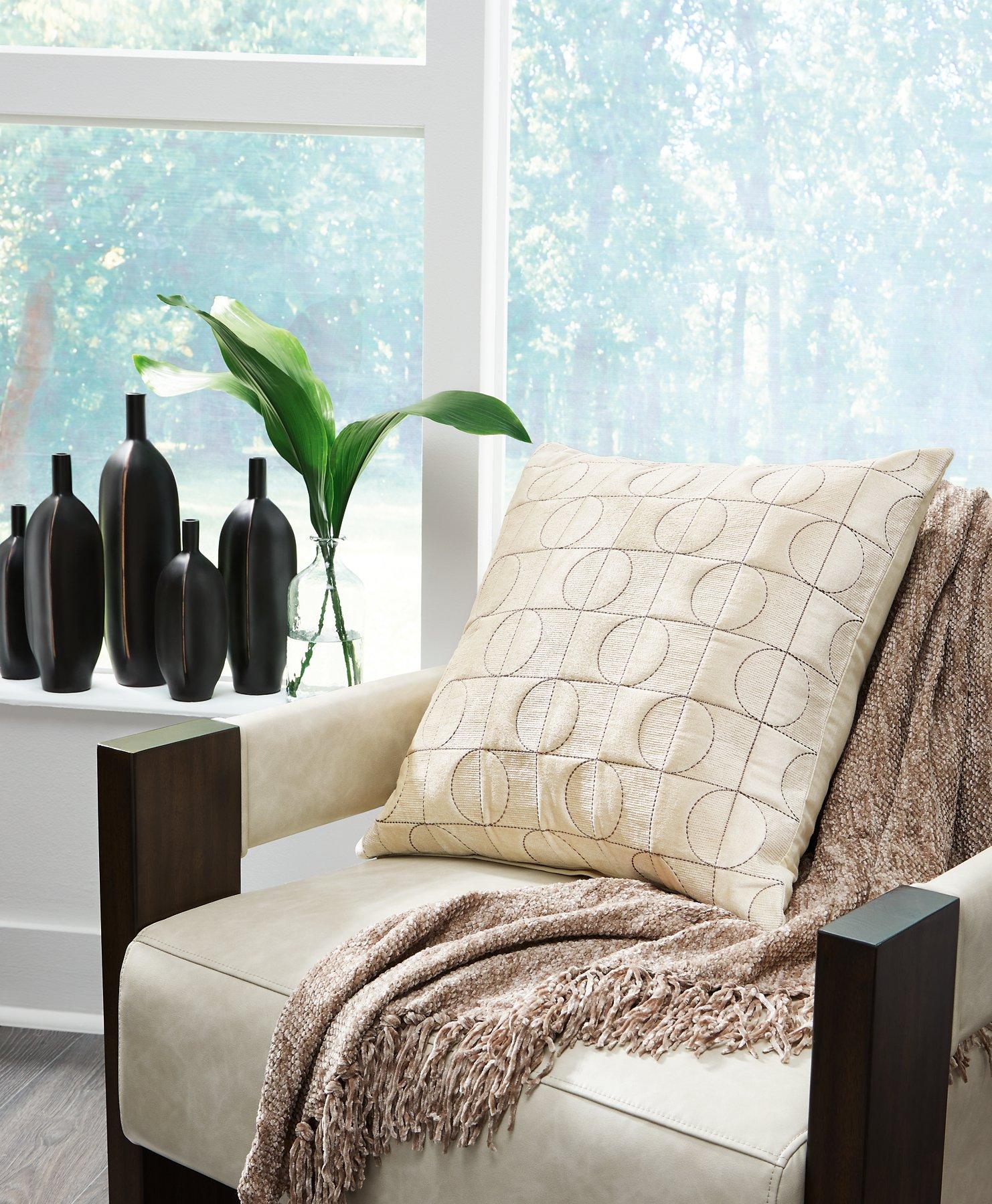 Kydner Pillow (Set of 4) - Image 2