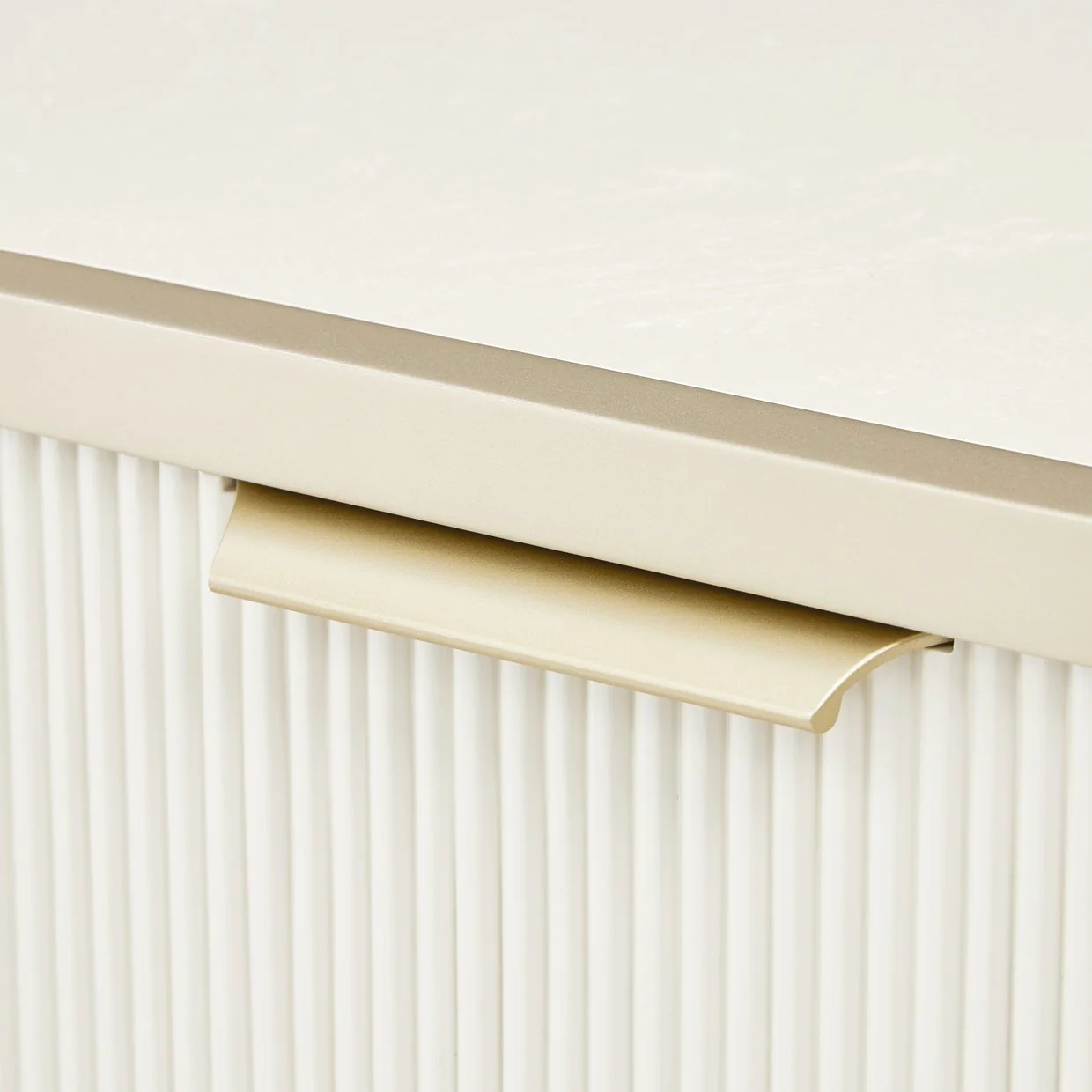 La Marisia Dresser - Creamy Pearl - Image 10