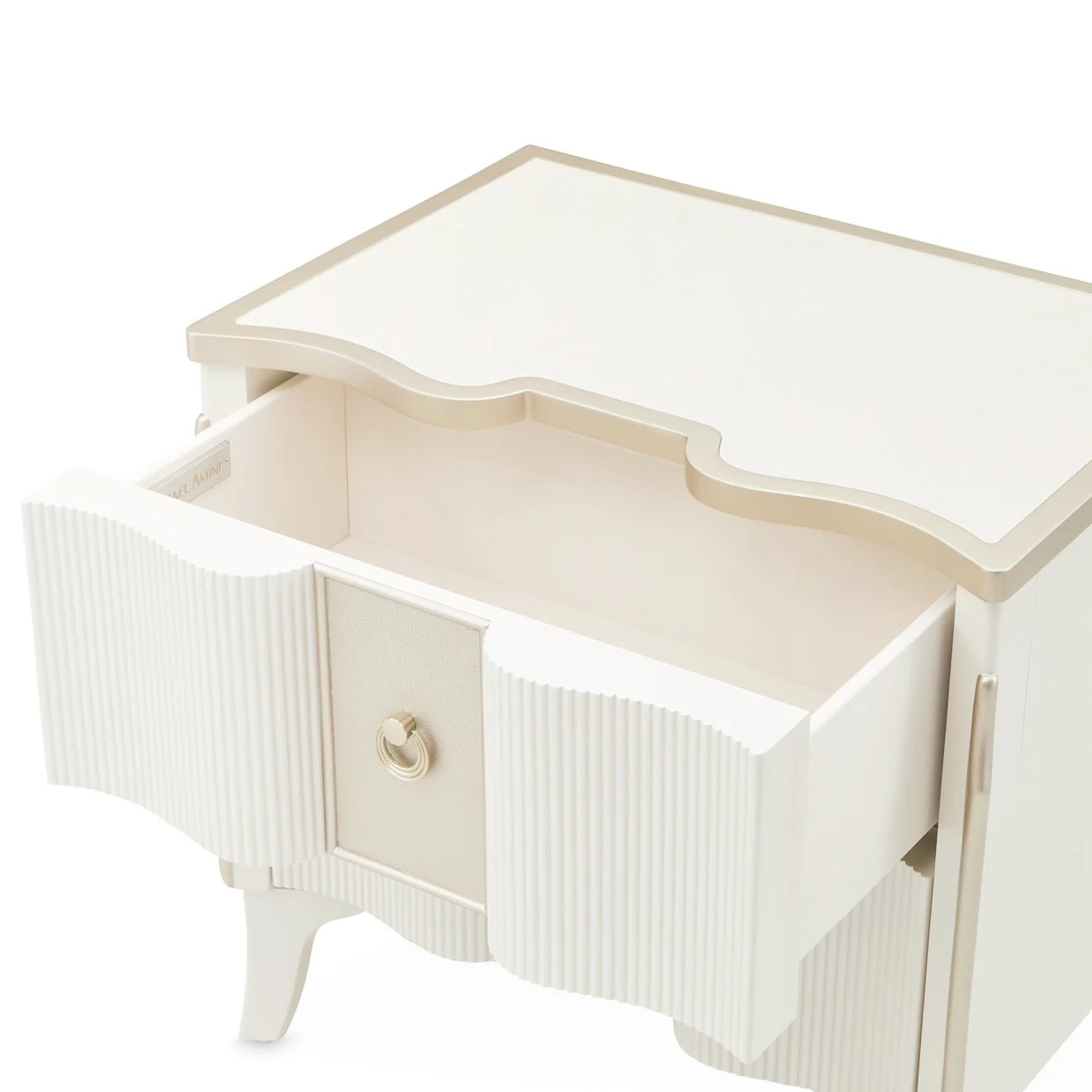 La Marisia Nightstand - Creamy Pearl - Image 4