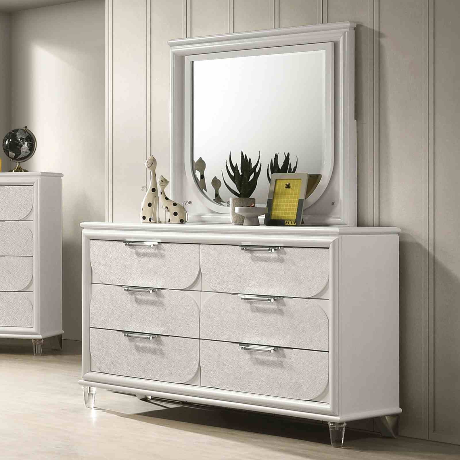 Lareina Dresser, Pearl White