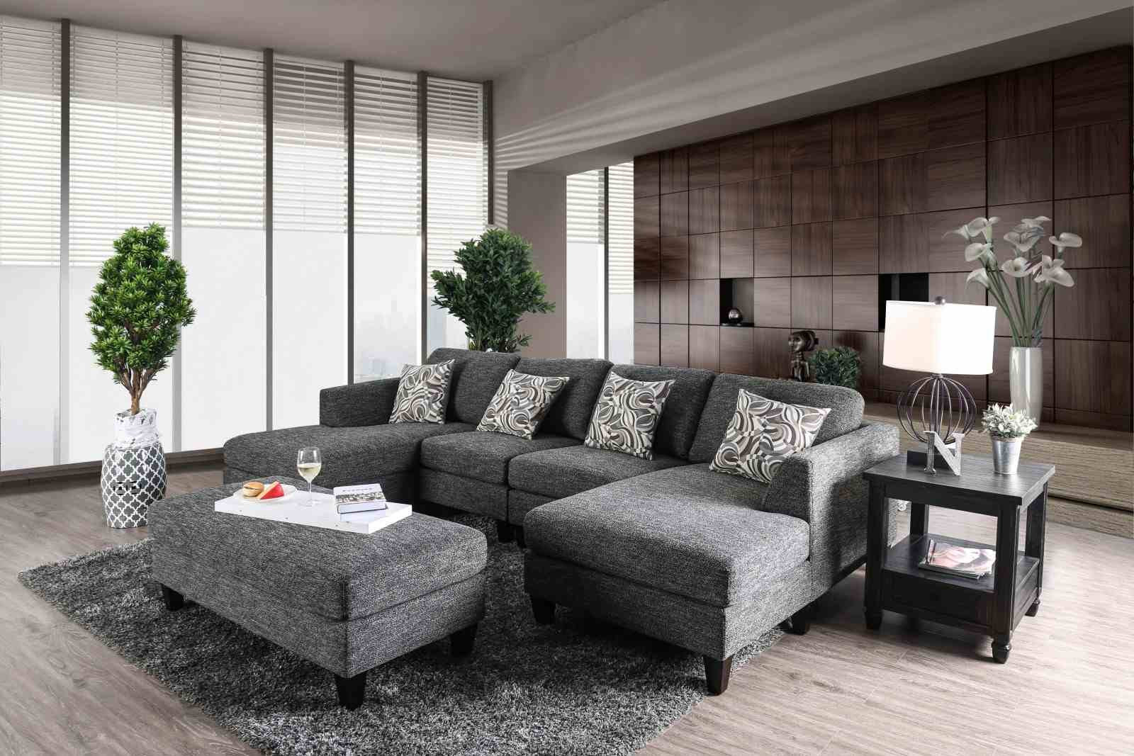 Lowry Sectional + Ottoman