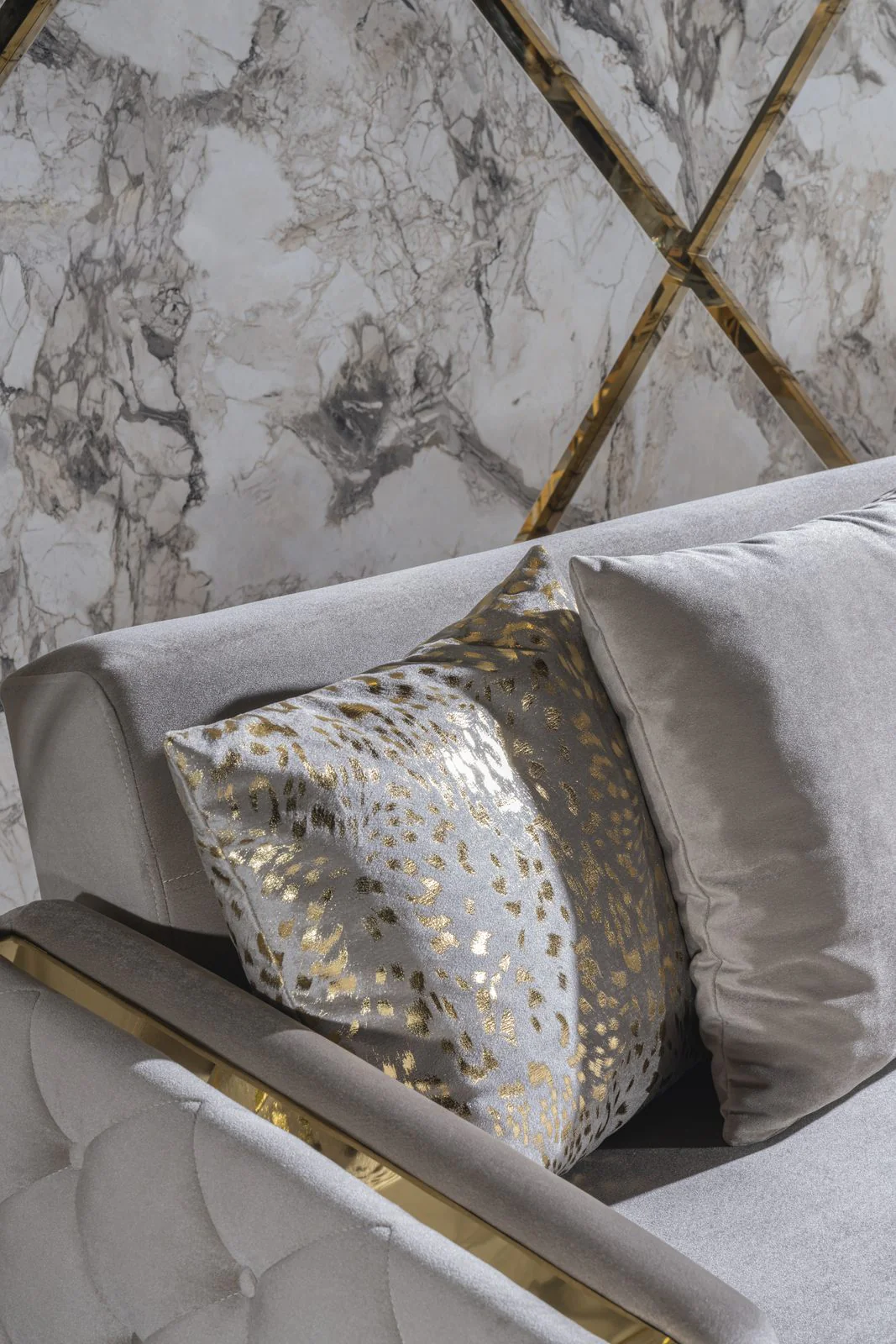 Lust Loveseat Taupe - Image 5