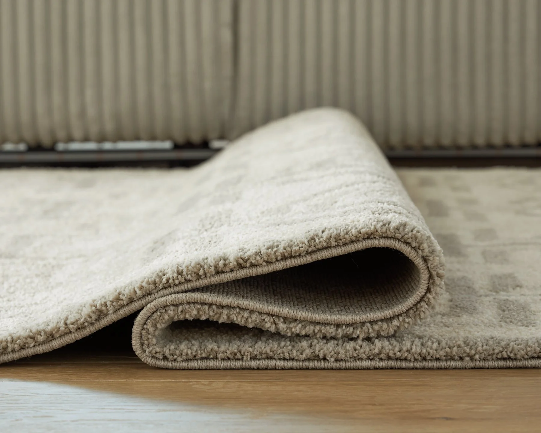 Maconville Large Rug - Image 4