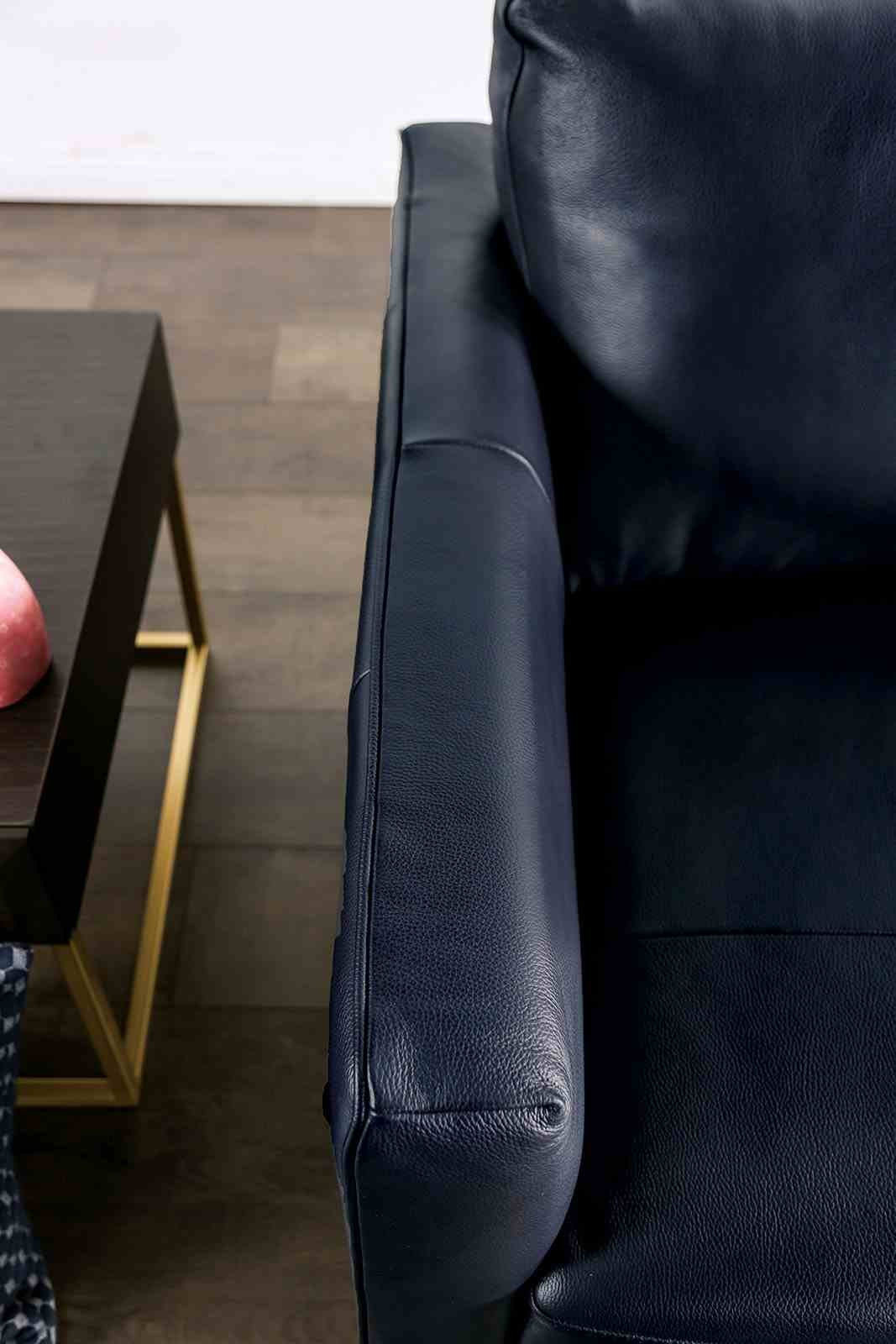 Mezzanotte Sofa + Loveseat - Image 4