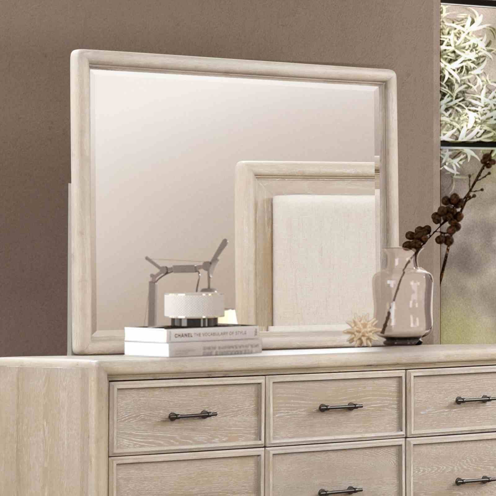 Midhurst Mirror, Oak