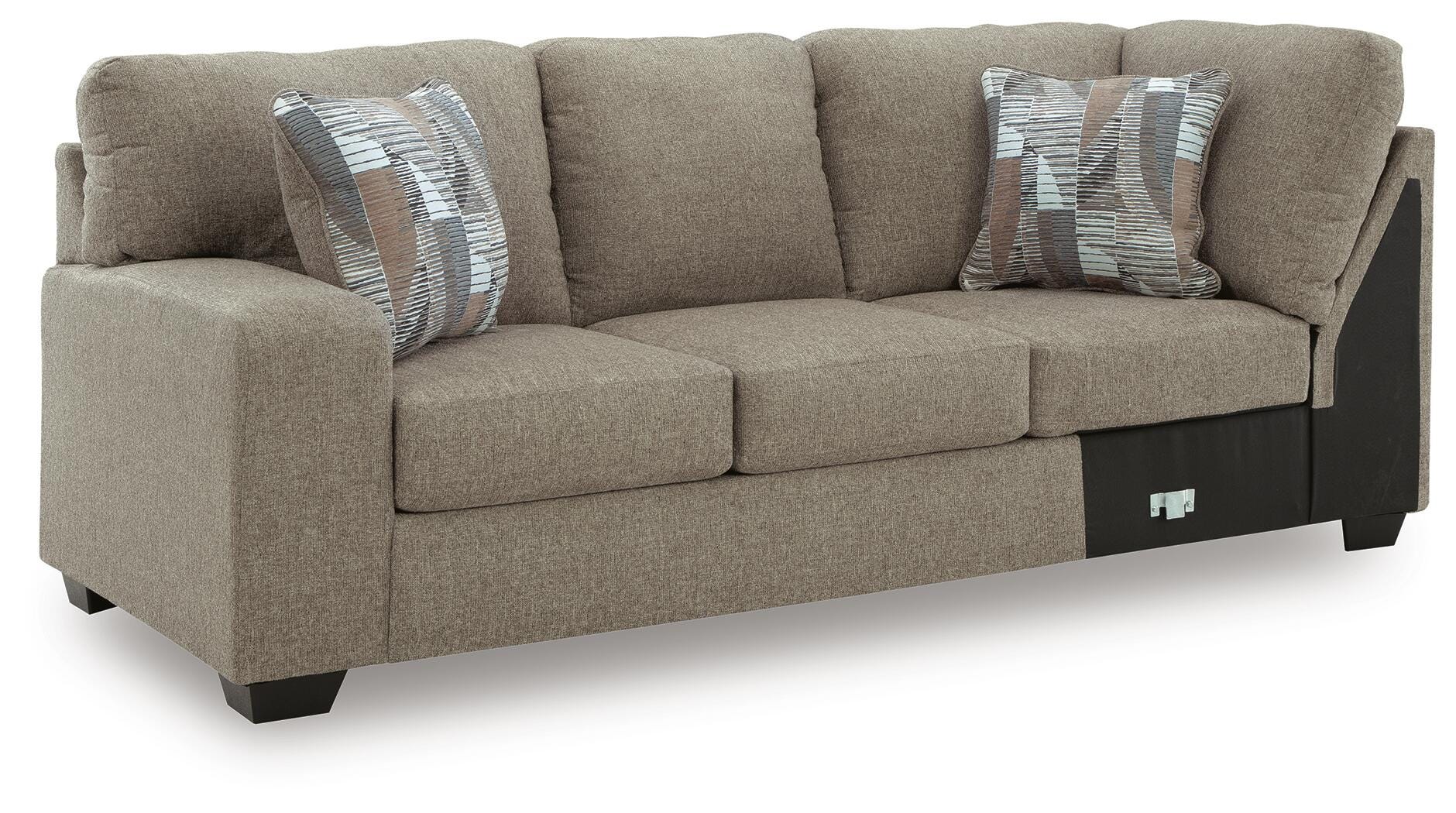 Newellen Sleeper Sectional with Chaise - Image 6