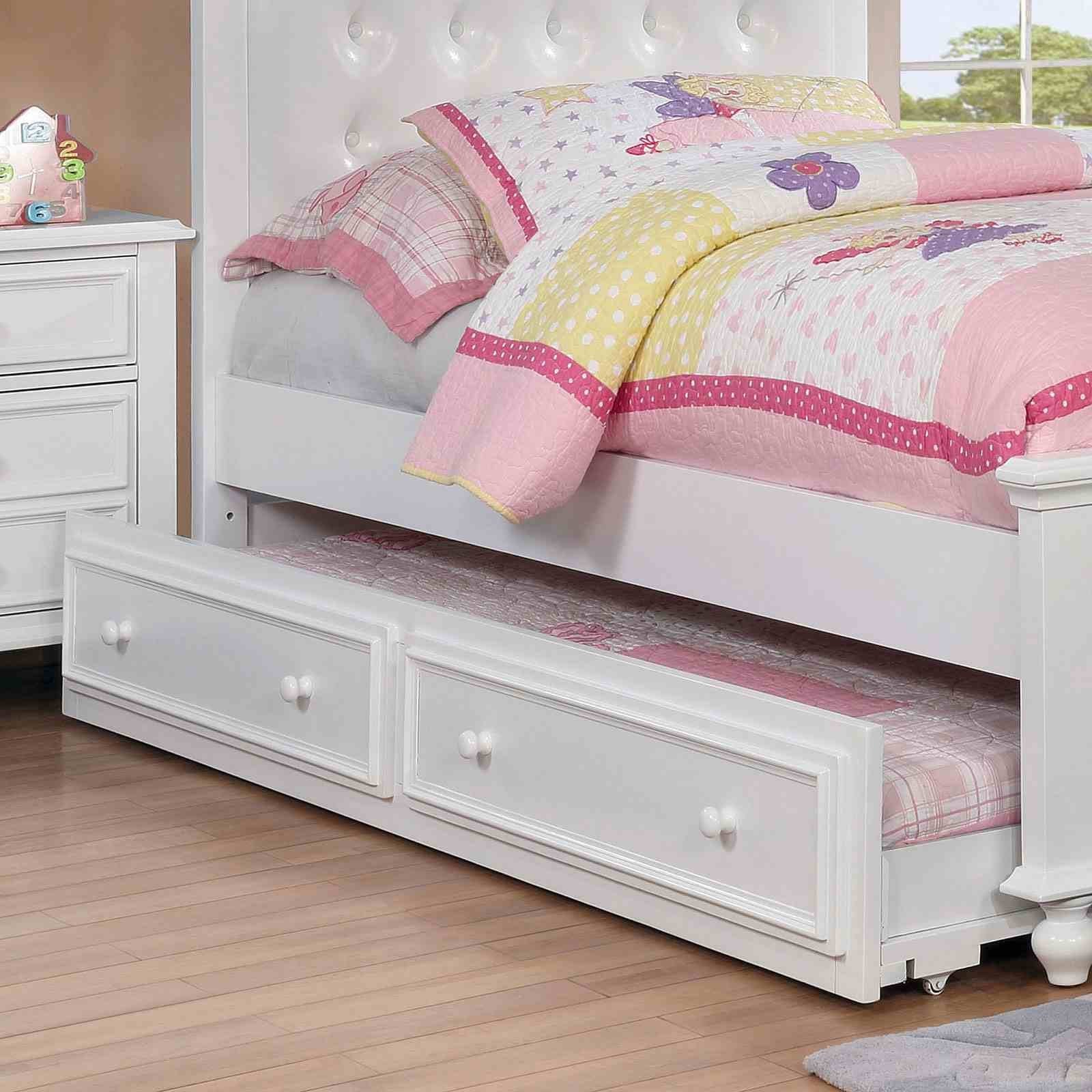 Olivia Trundle, White