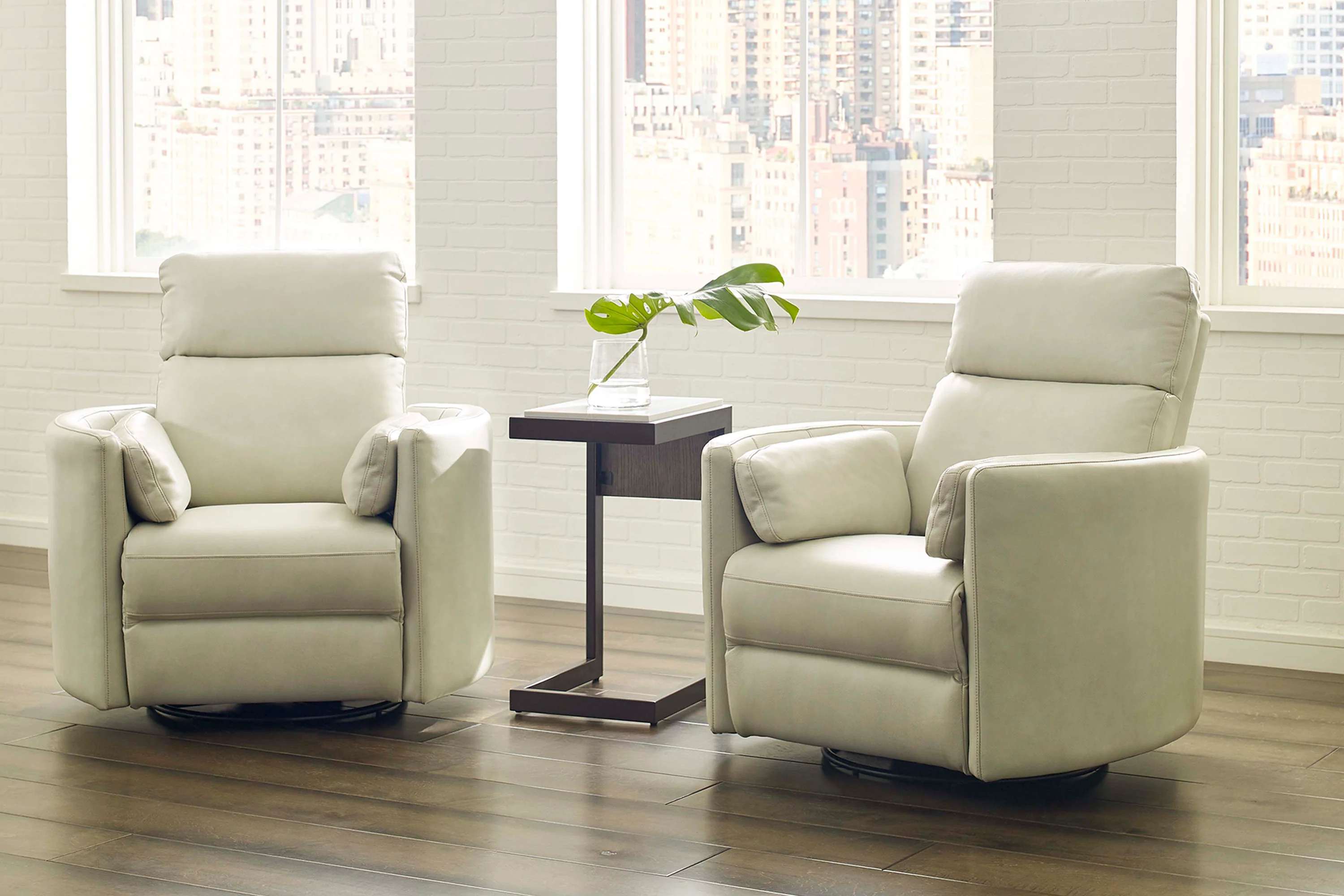 Parker Living Radius - Florence Ivory - Powered By Freemotion Cordless Power Swivel Glider Recliner - Image 4