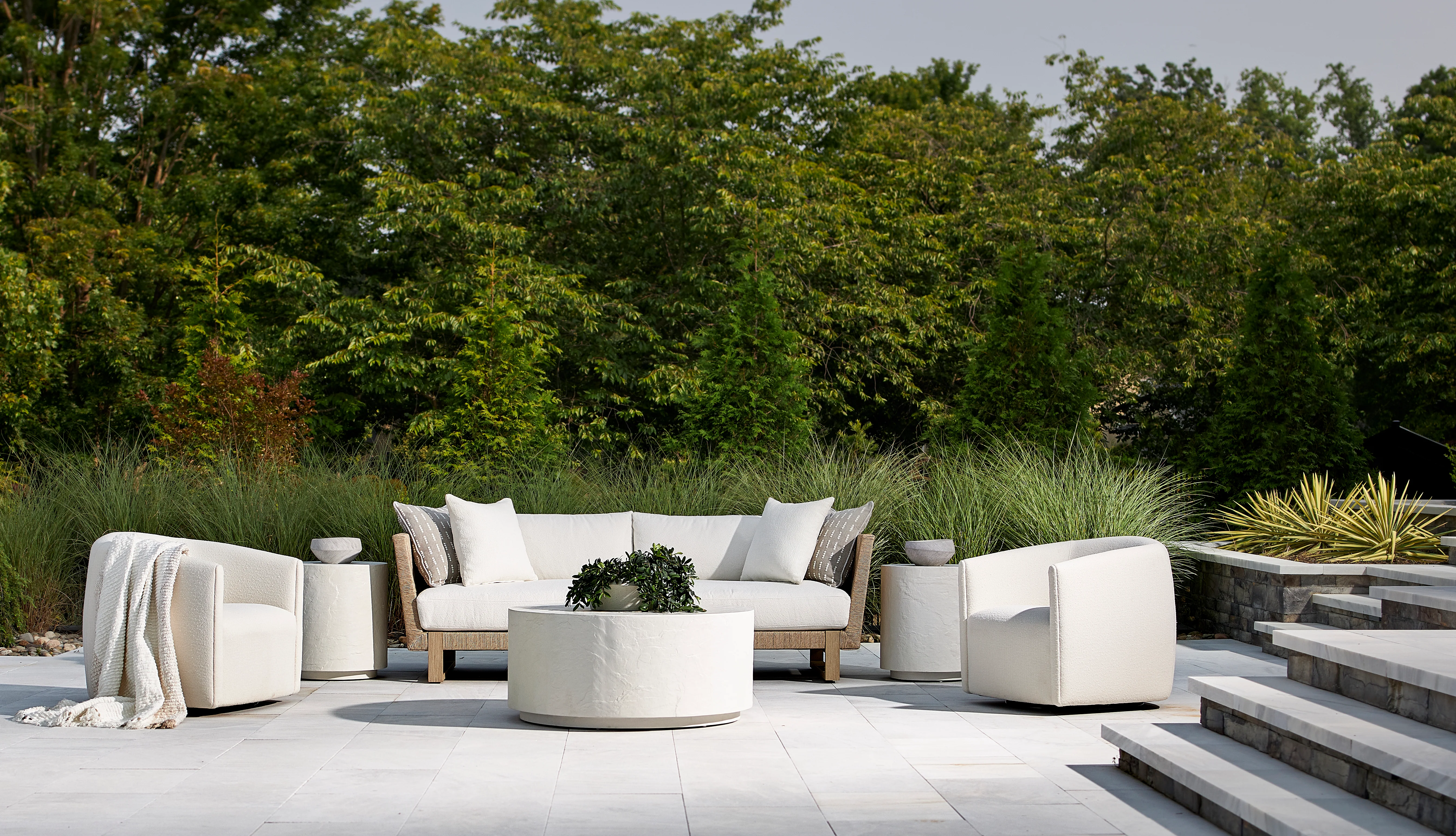 Praia Outdoor Sofa - Image 9