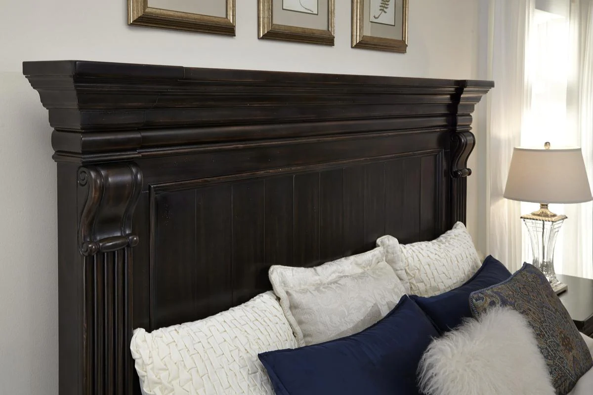 Pulaski Caldwell California King Panel Bed in Dark Wood - Image 3