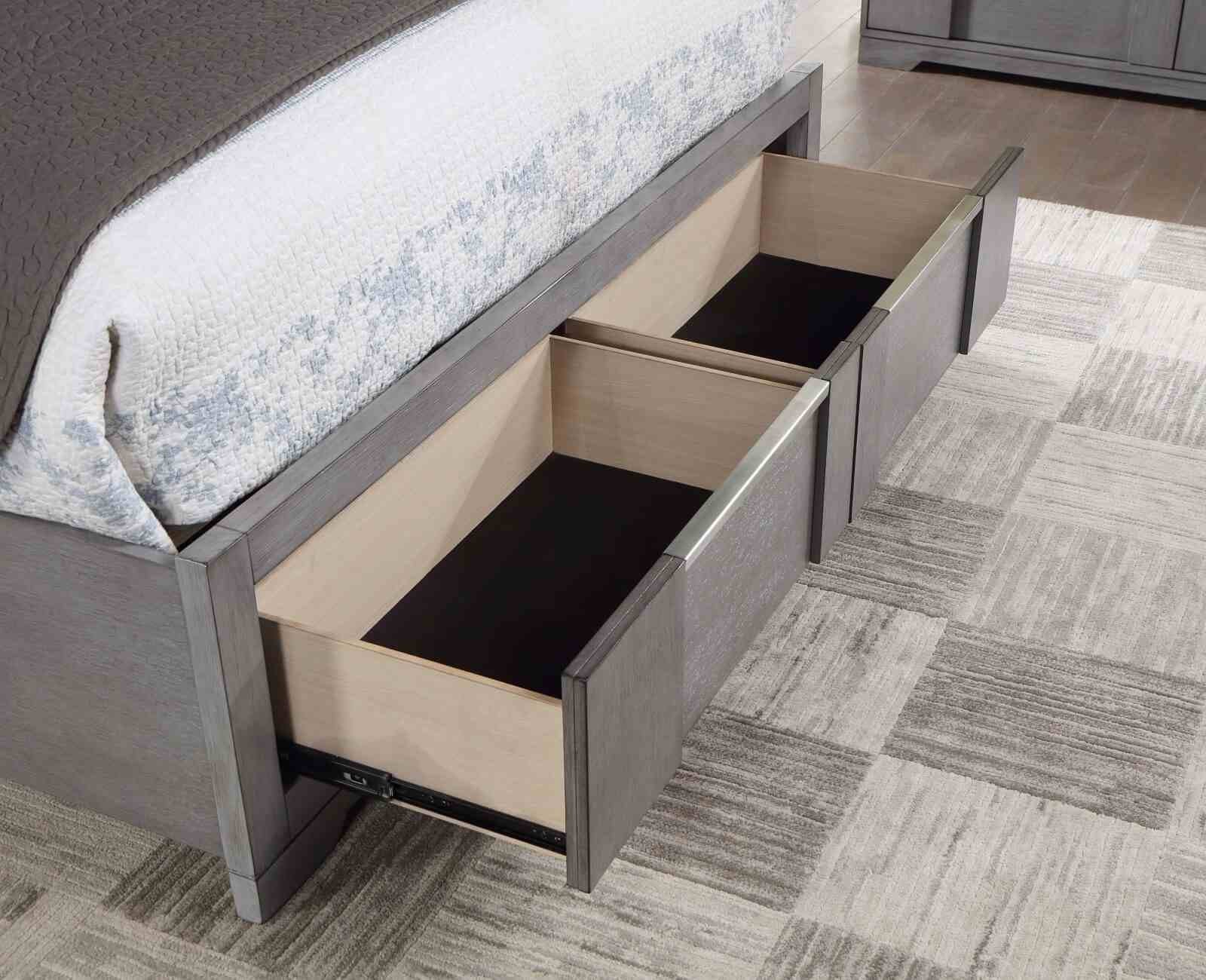 Regulus 5 Pc. Queen Bedroom Set w/ Chest - Image 4