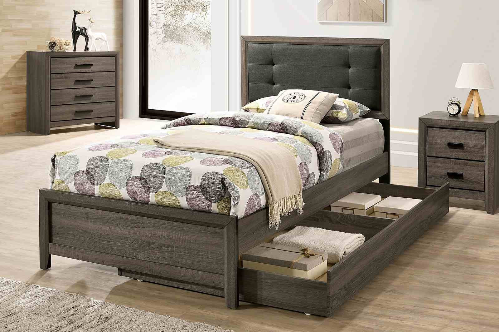 Roanne 4 Pc. Twin Bedroom Set - Image 2