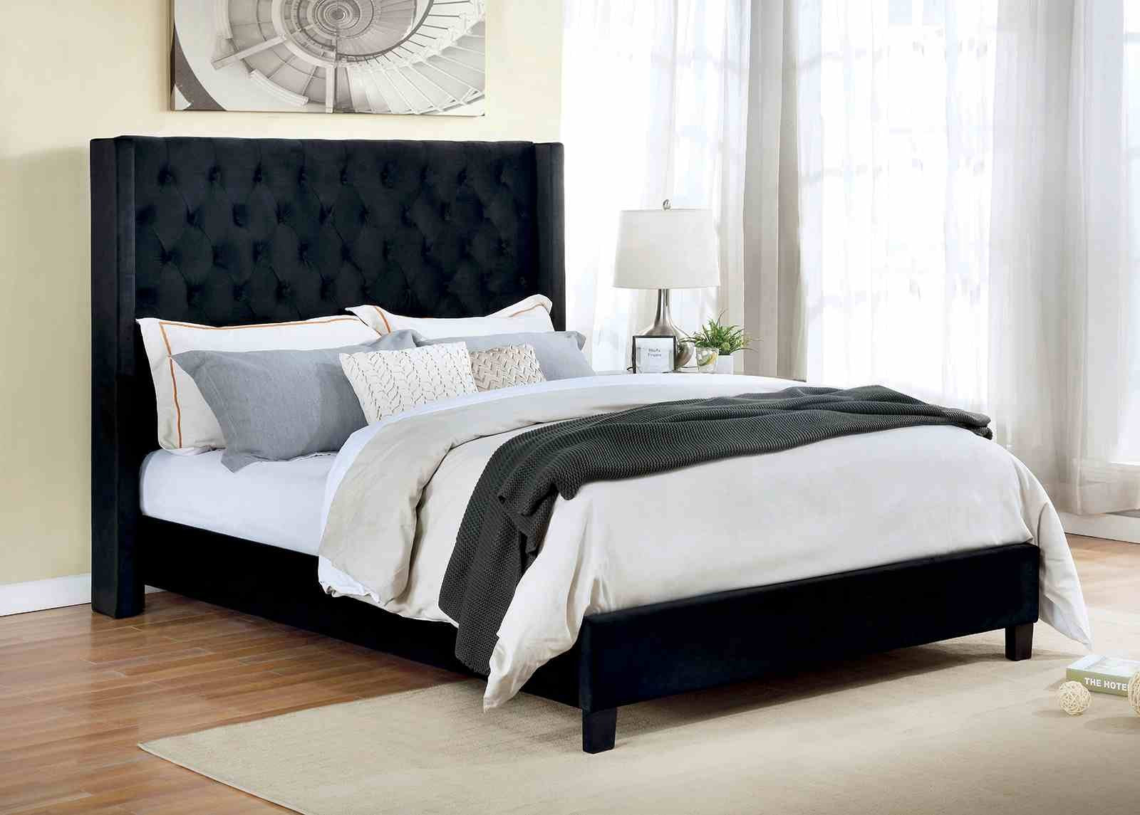 Ryleigh E.King Bed, Black