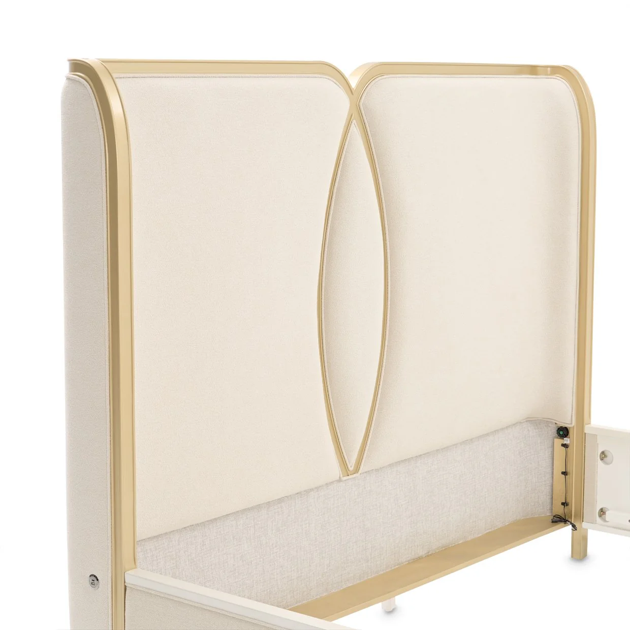 Scotts Square Eastern King Bed - Light Champagne - Image 4
