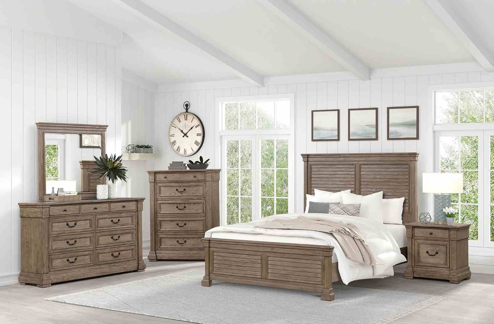 Sheringham 5 Pc. Queen Bedroom Set w/ Chest