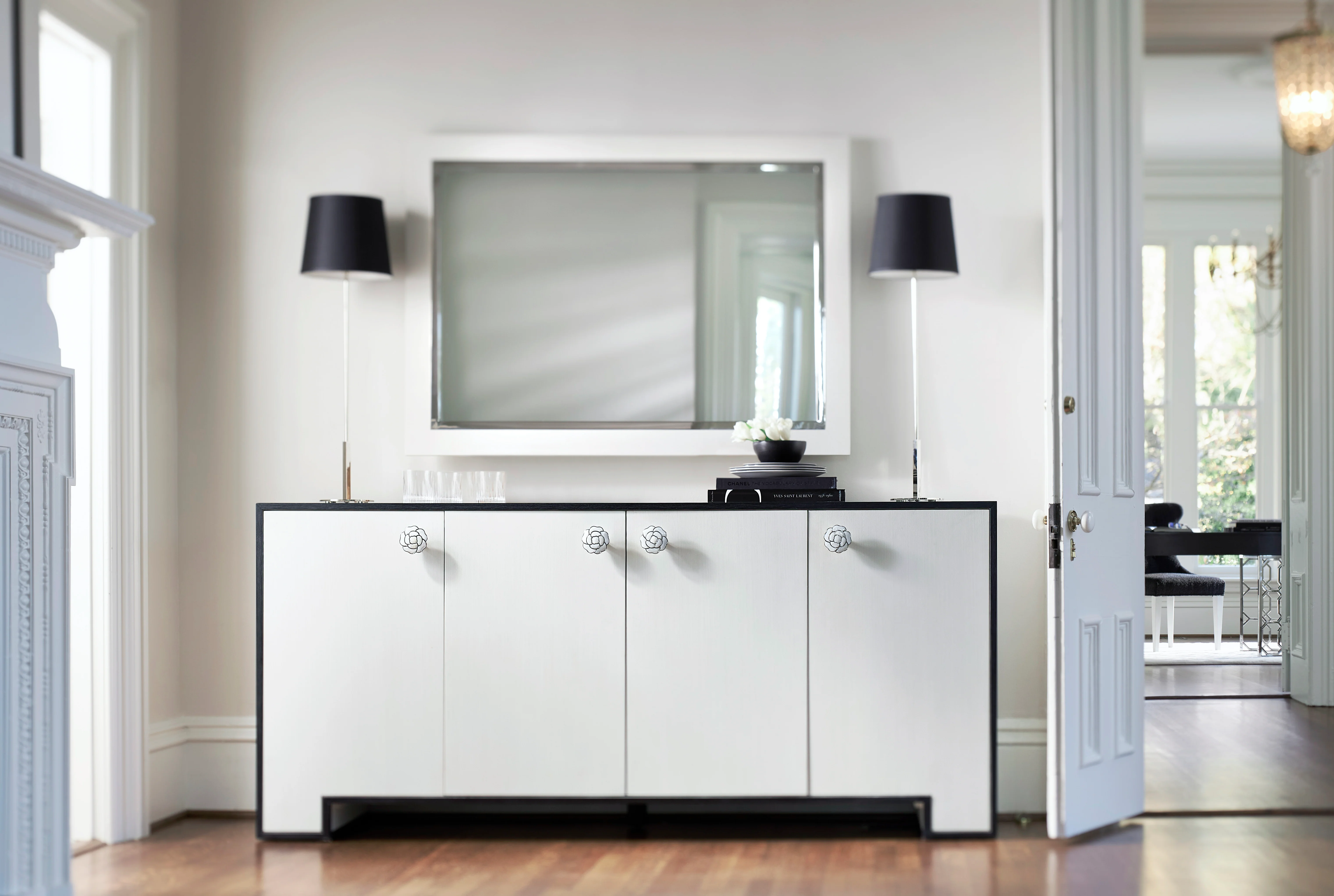 Silhouette Buffet - Image 9