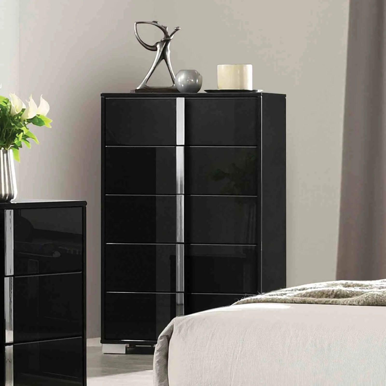 Sinistra Chest, Piano Black