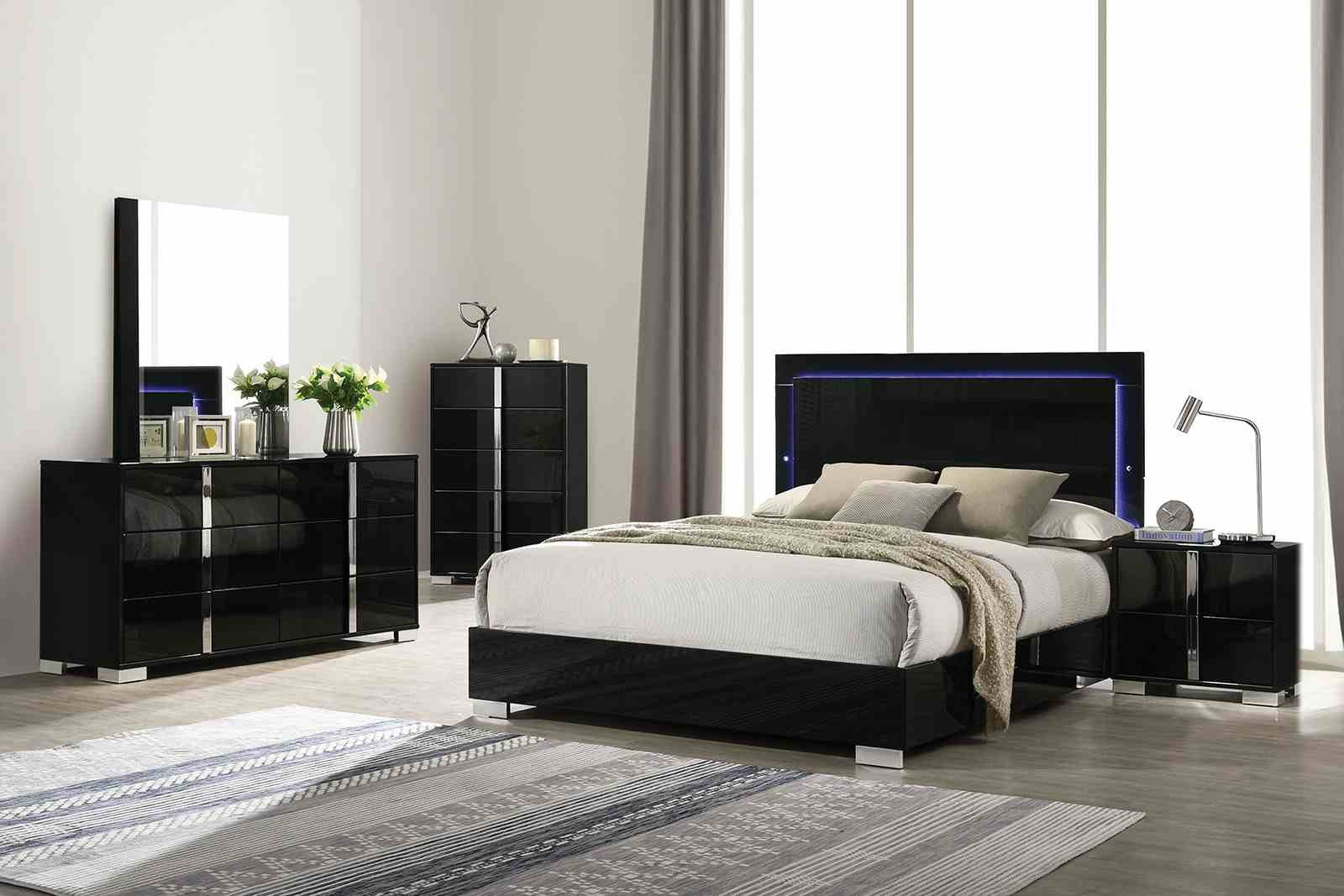 Sinistra E.King Bed, Piano Black