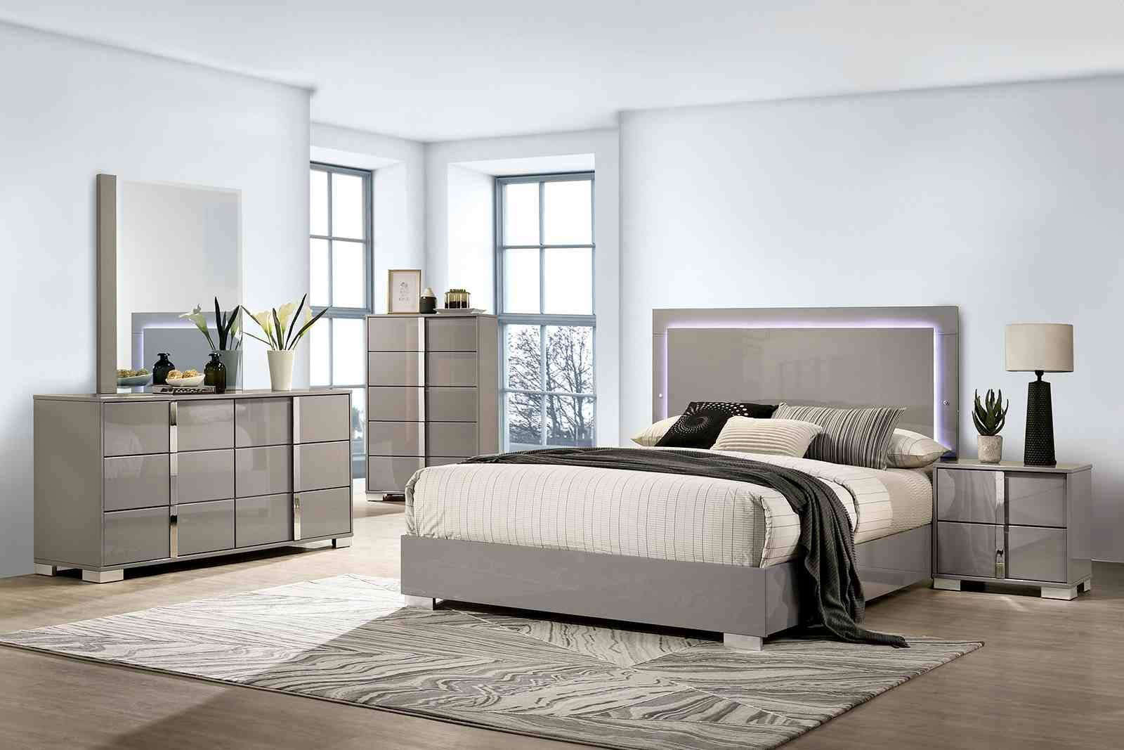 Sinistra Nightstand, Light Taupe - Image 2